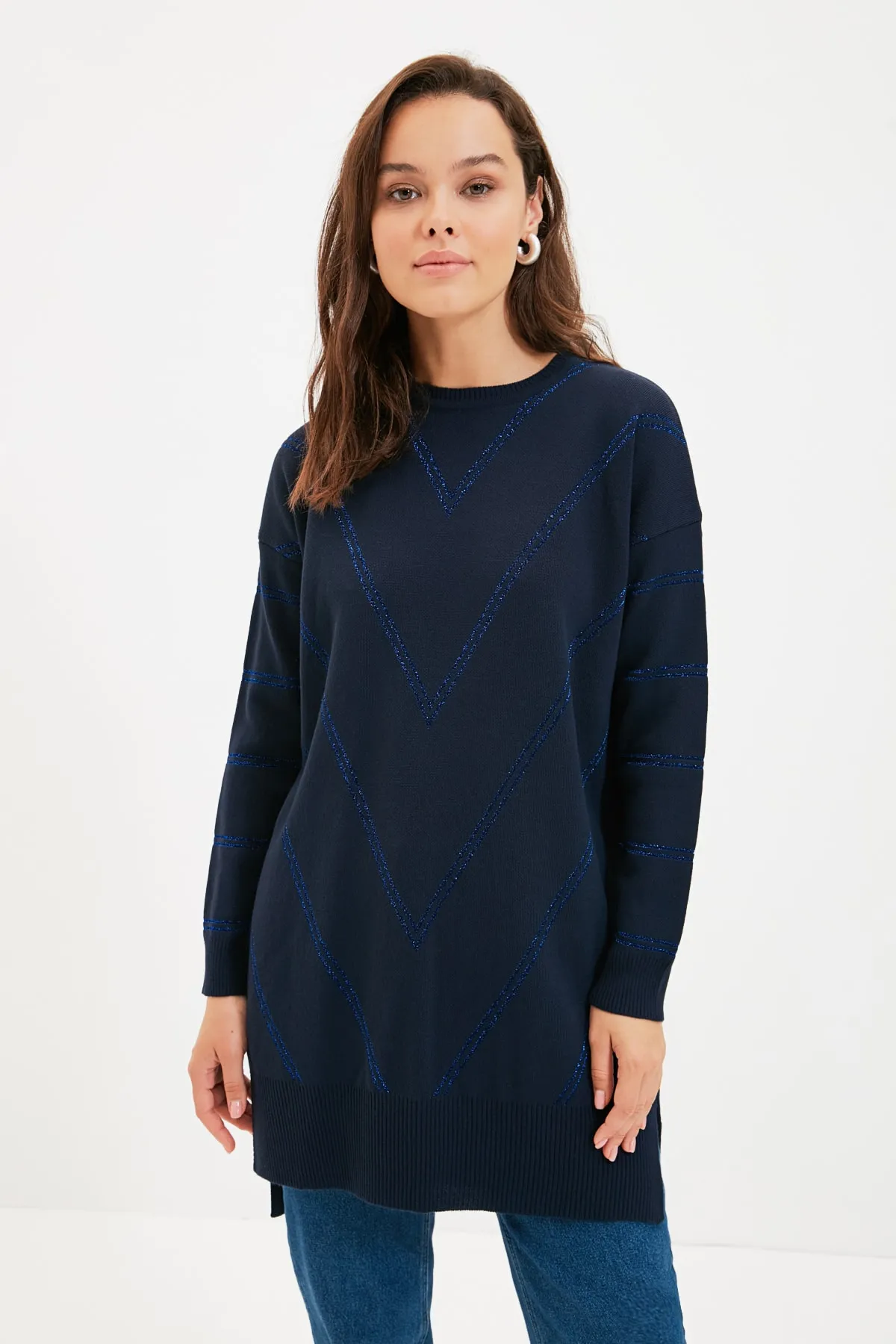 Trendyol Modest  Marineblauer glitzernder langer Strickpullover TCTAW22AK0129