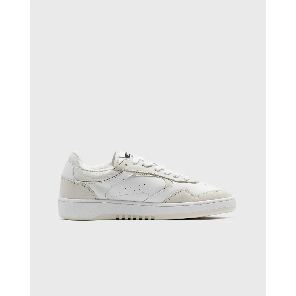 Axel Arigato Arlo F1636001 / weiss