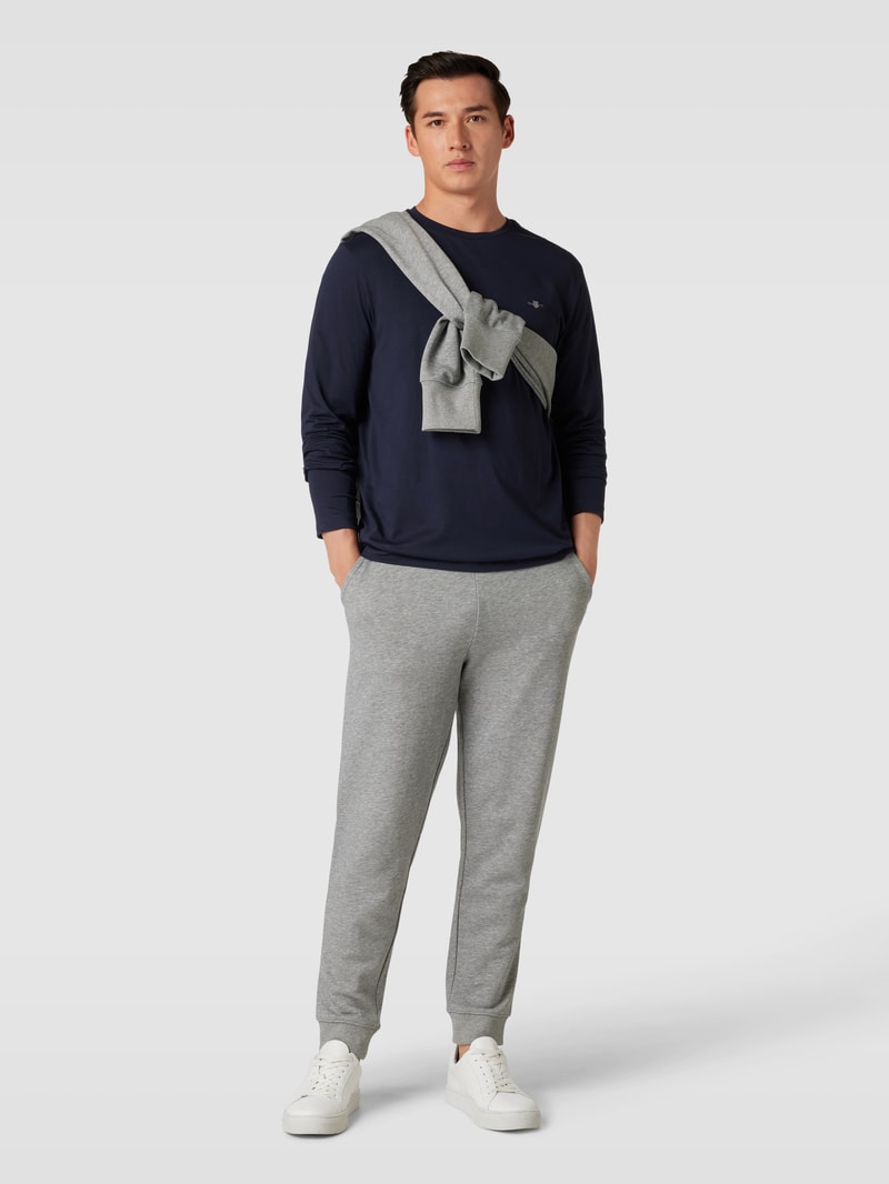Regular Fit Longsleeve mit Label-Stitching in marineblau