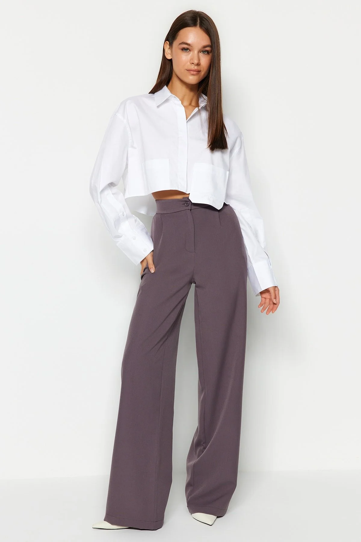 Trendyol Collection  Anthrazitfarbene Hose mit weitem Bein TWOAW22PL0139