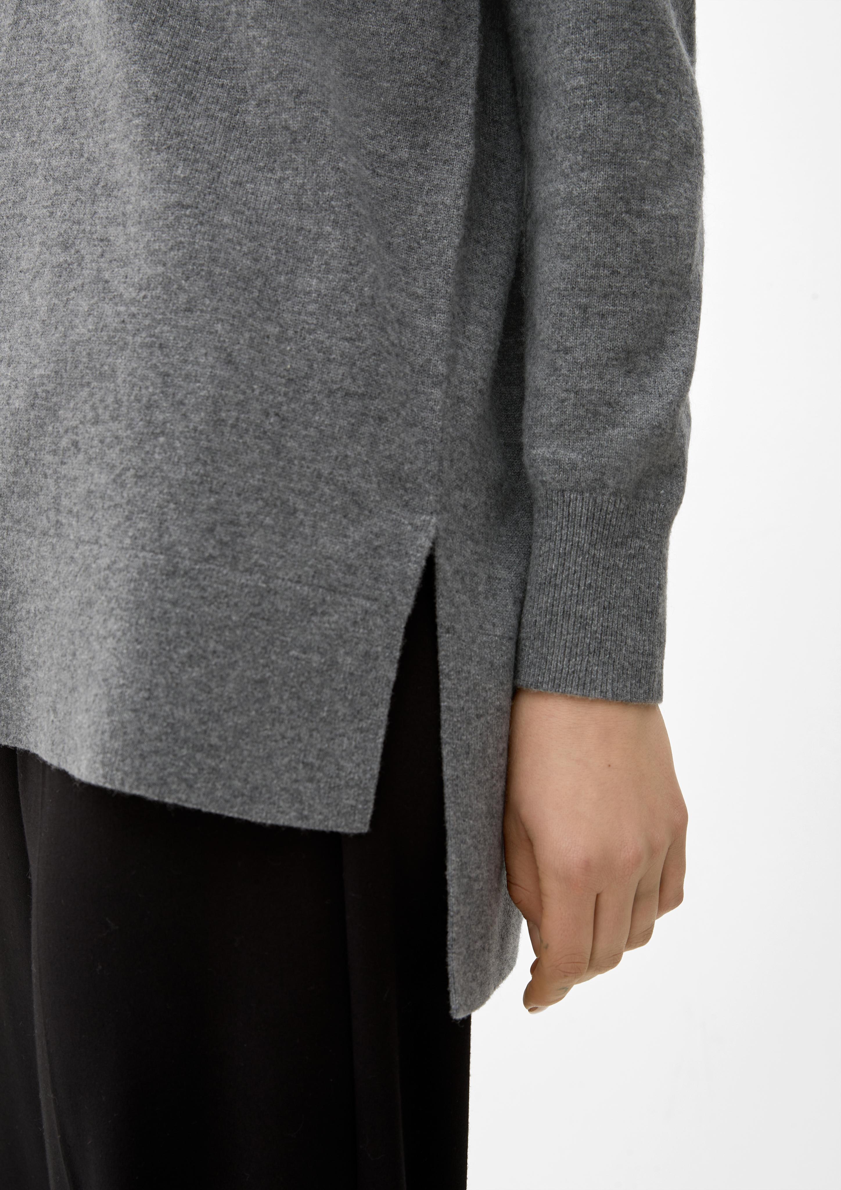 Kaschmirpullover mit V-Ausschnitt  2123894-9730