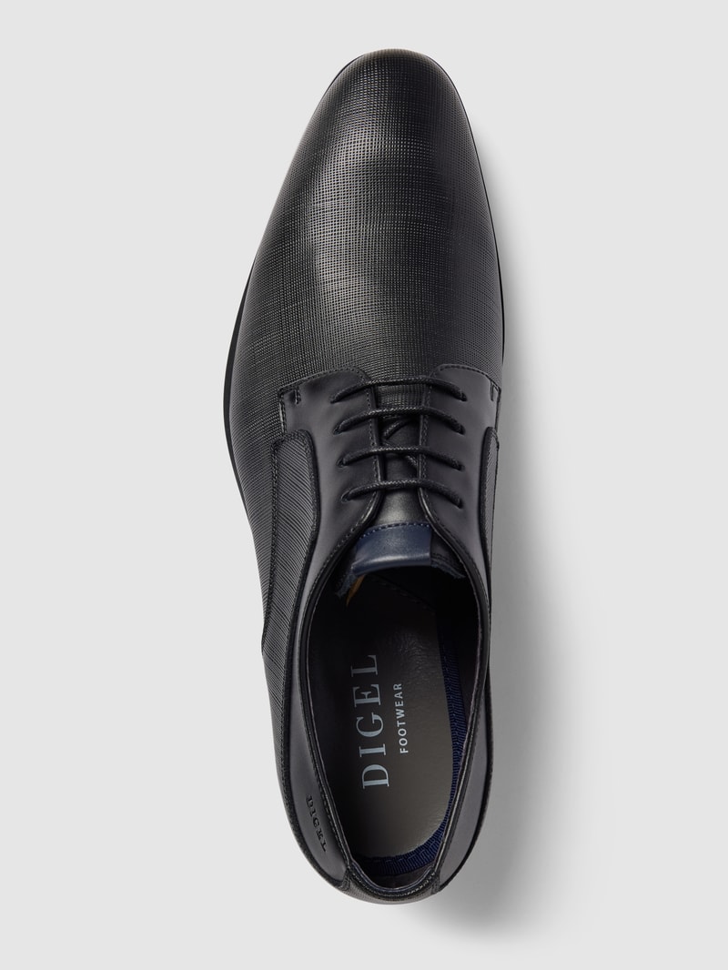 Derby-Schuhe mit Schnürverschluss Modell 'Sio' in schwarz