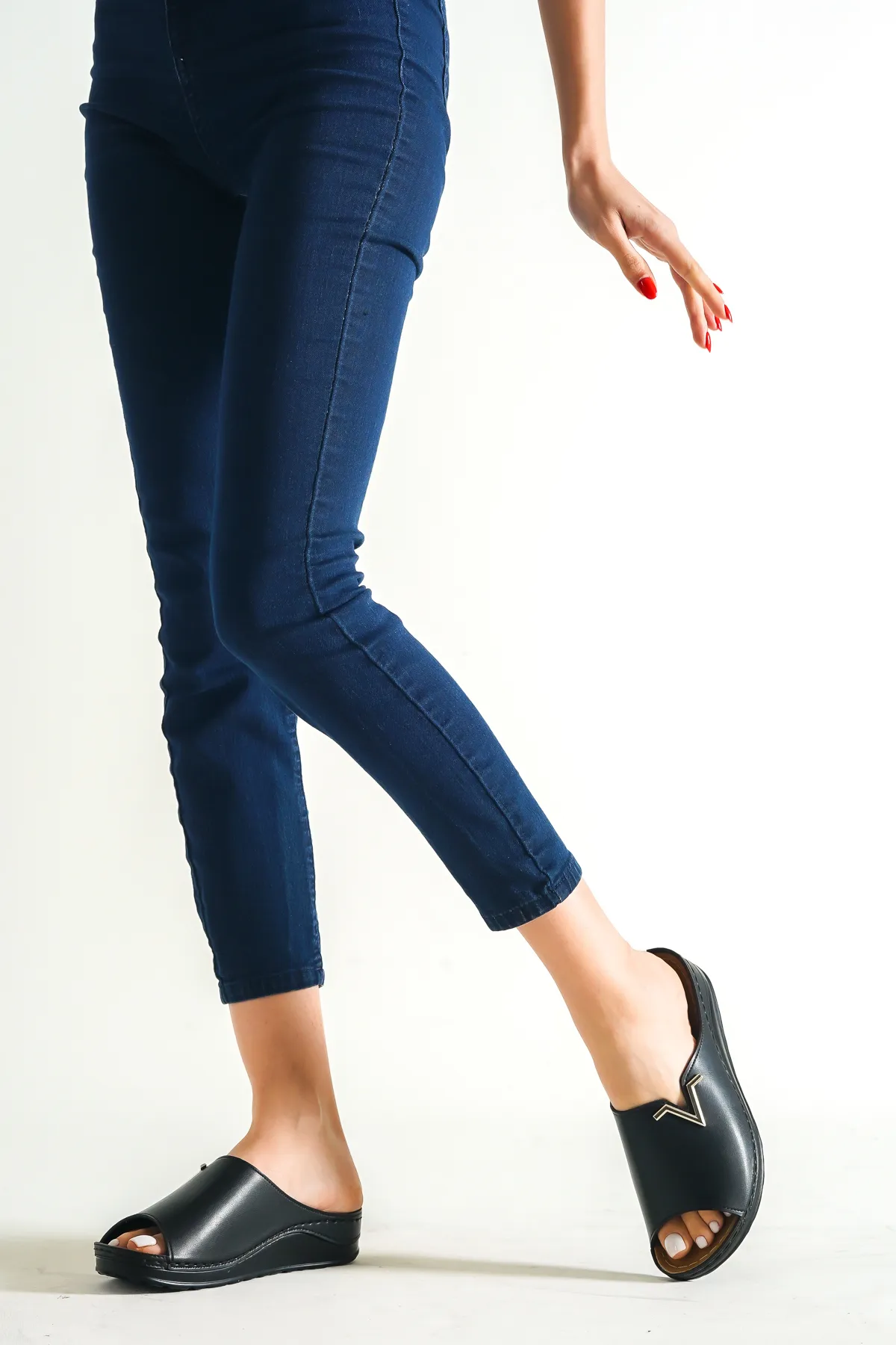 Capone Outfitters  107012 Anatomische Komfort-Hausschuhe für Damen