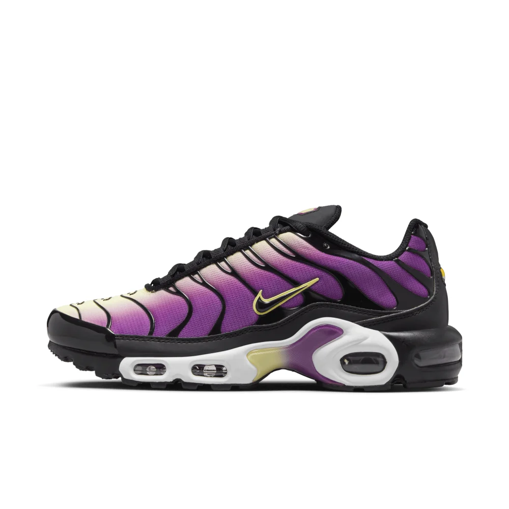 Nike Air Max Plus FN3485-001 / schwarz
