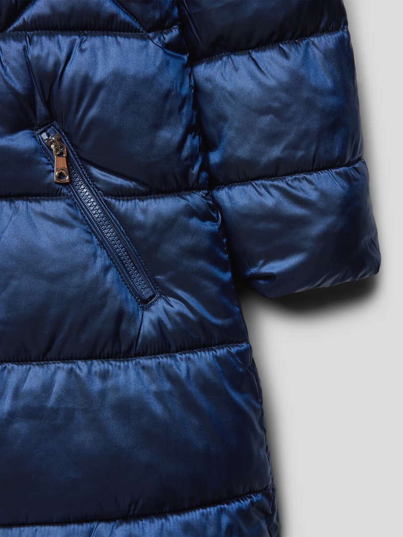 Steppmantel mit Kapuze in marineblau