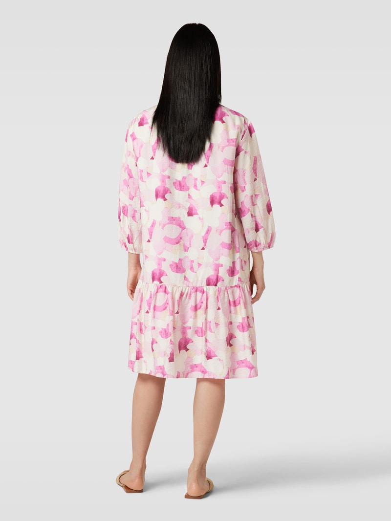 Knielanges Kleid mit Viskose-Anteil in rosa
