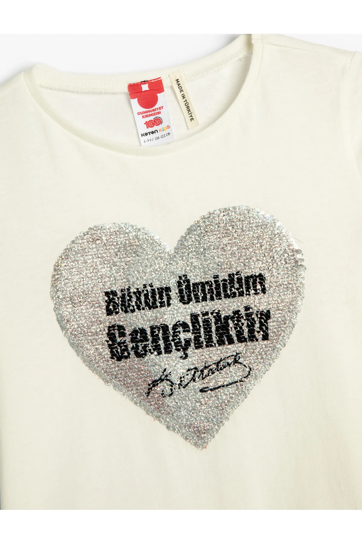 Koton  Atatürk Kurzarm-T-Shirt aus Baumwolle – mit Pailletten und Pailletten verziert