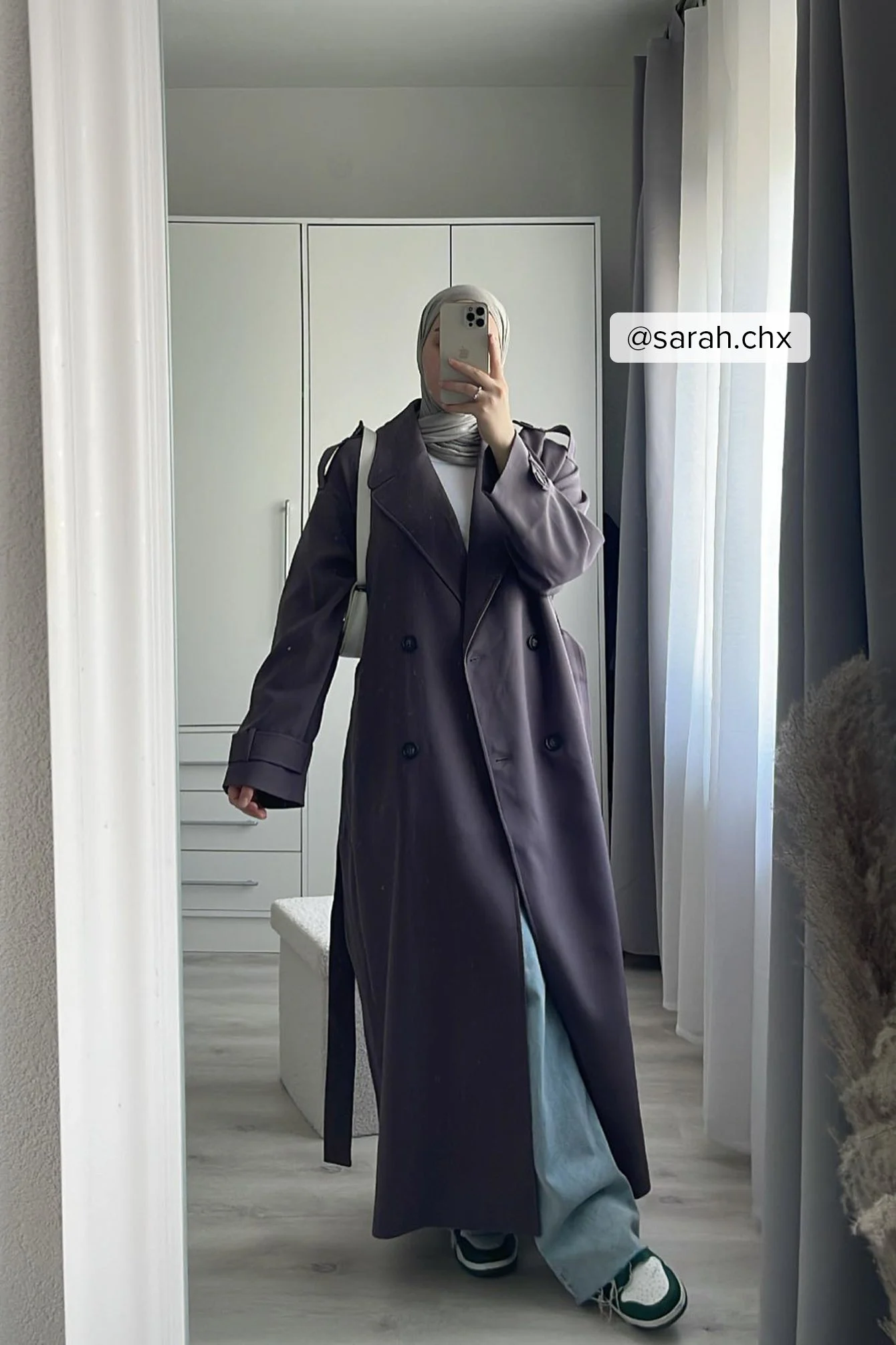 Langer Trenchcoat