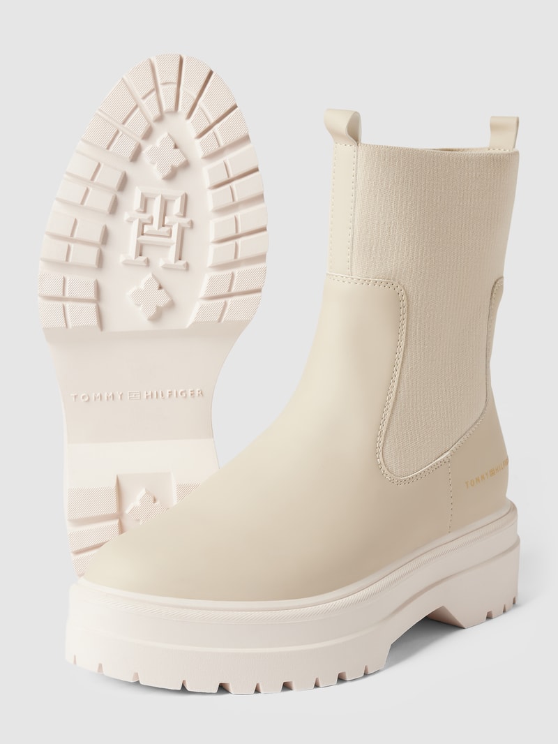 Boots mit Plateausohle Modell 'FEMININE' in beige