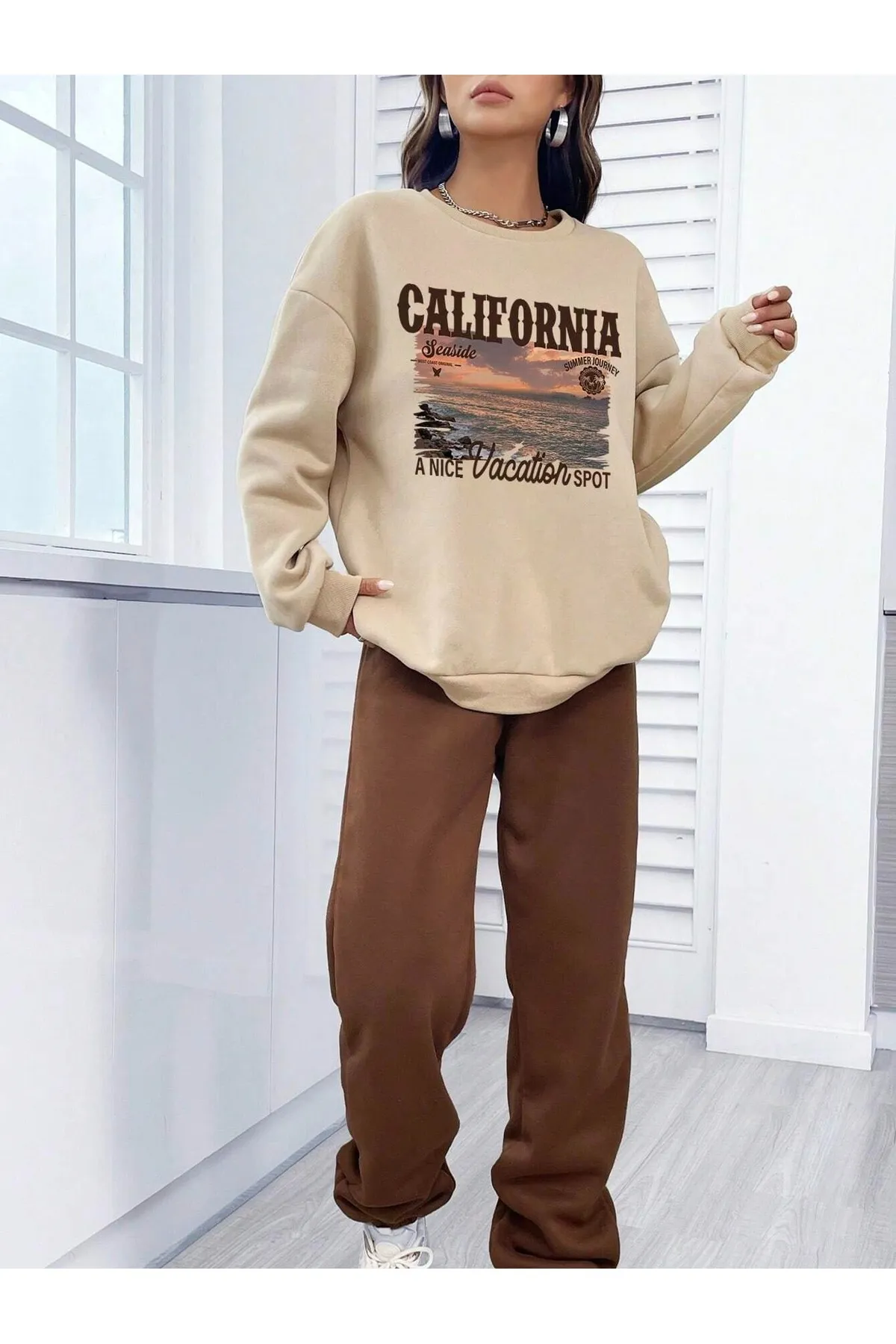 Know  Damen-Trainingsanzug-Set „California Seaside“ in Beige mit Übergröße und Oberteil