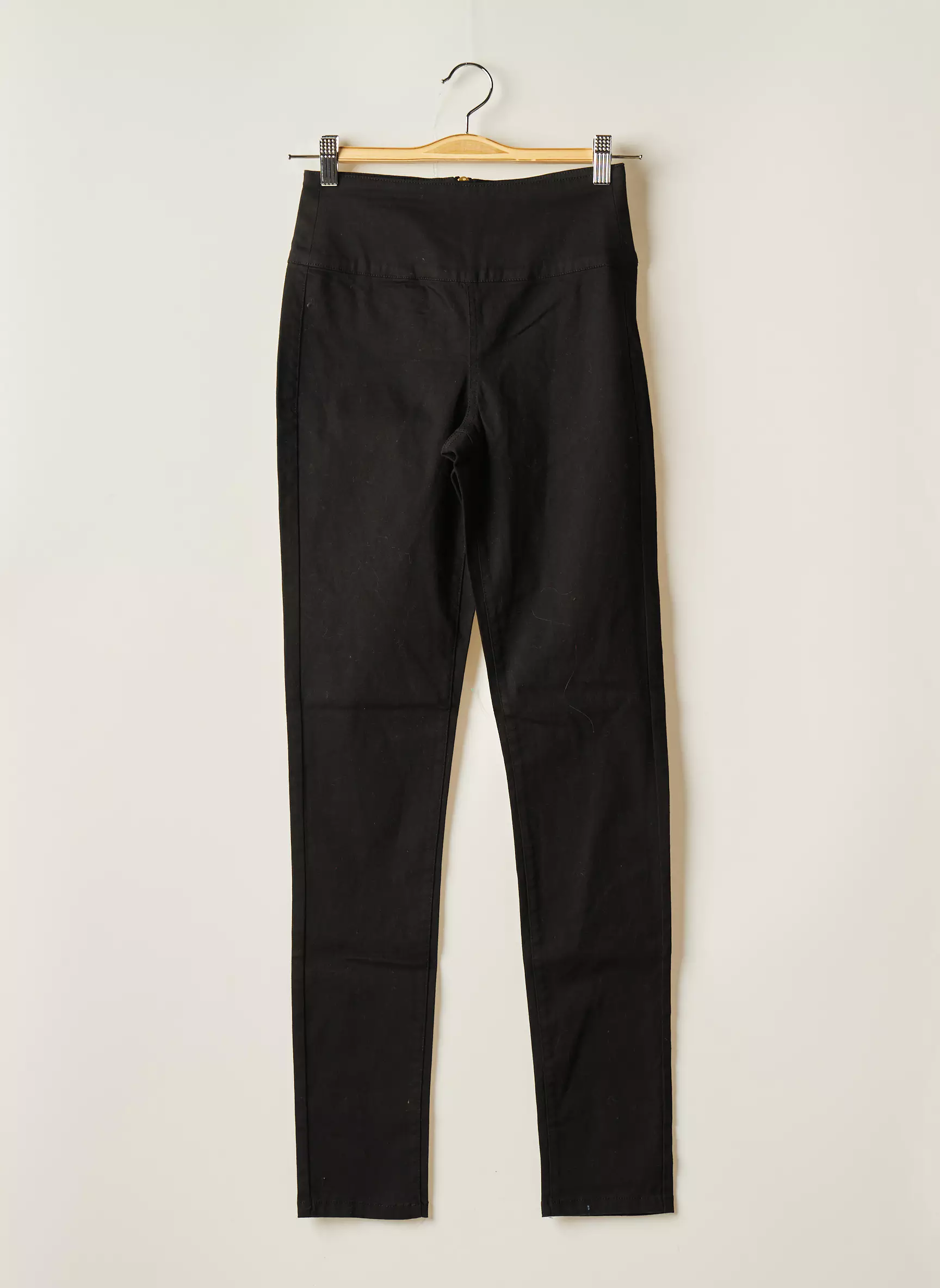 Pieces Pantalons Slim Femme couleur noir