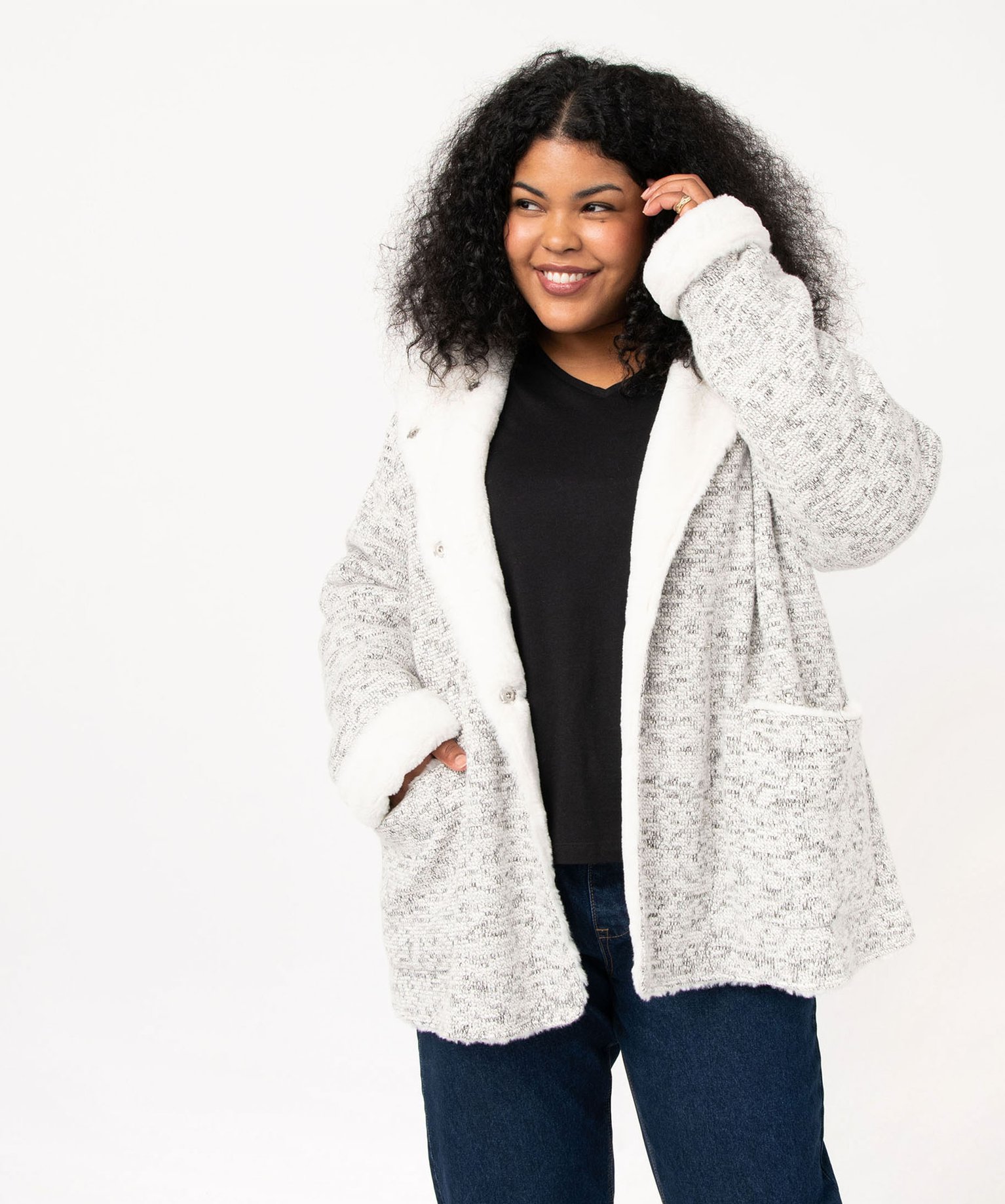 Manteau en maille bouclette et détails duveteux femme grand... gris clair | GEMO