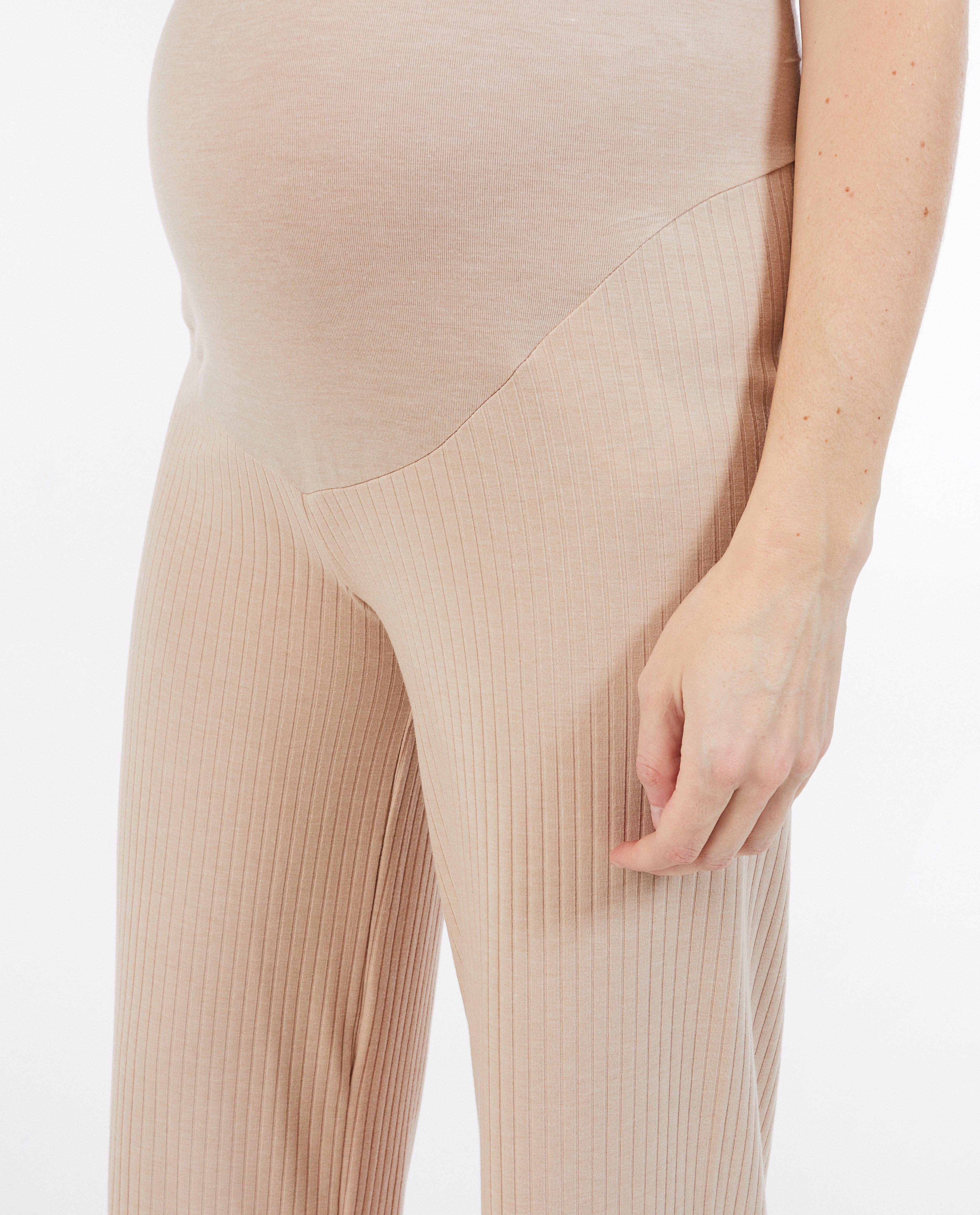 Atelier Maman Gravidpyjamas med ljusbeige ribbstickning
