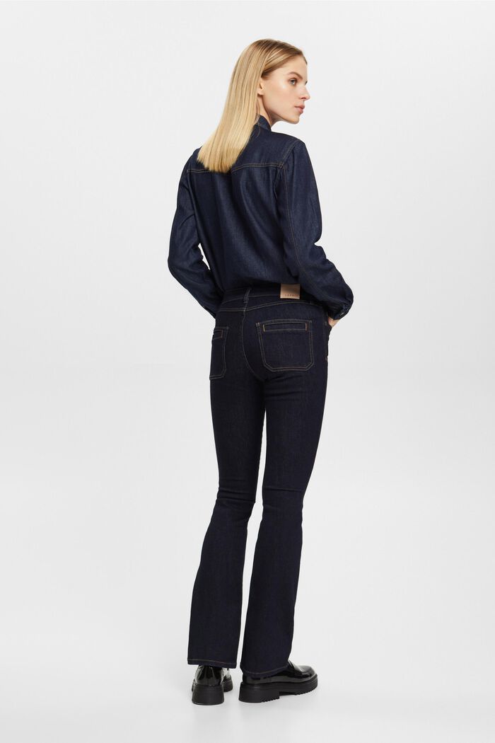 Bootcut Jeans in Skinny-Passform