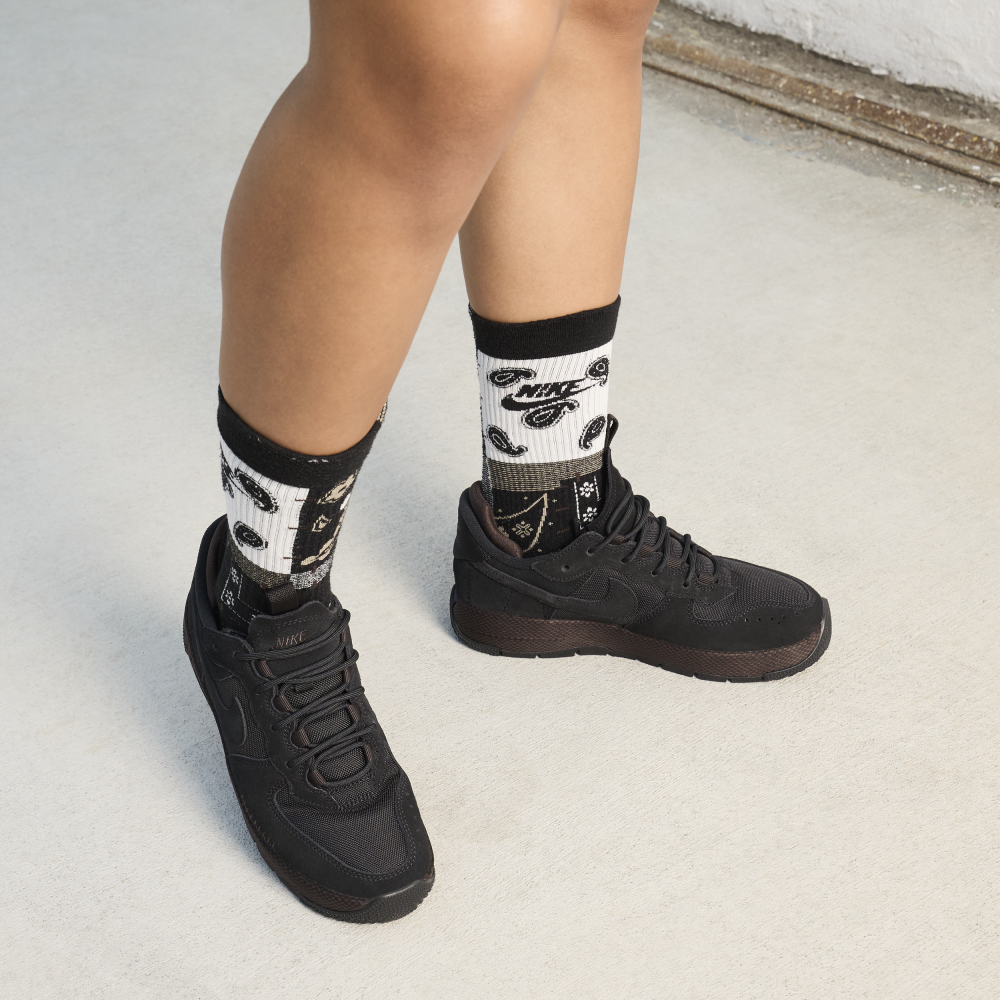 Nike Air Force 1 WMNS Wild FB2348-001 / schwarz