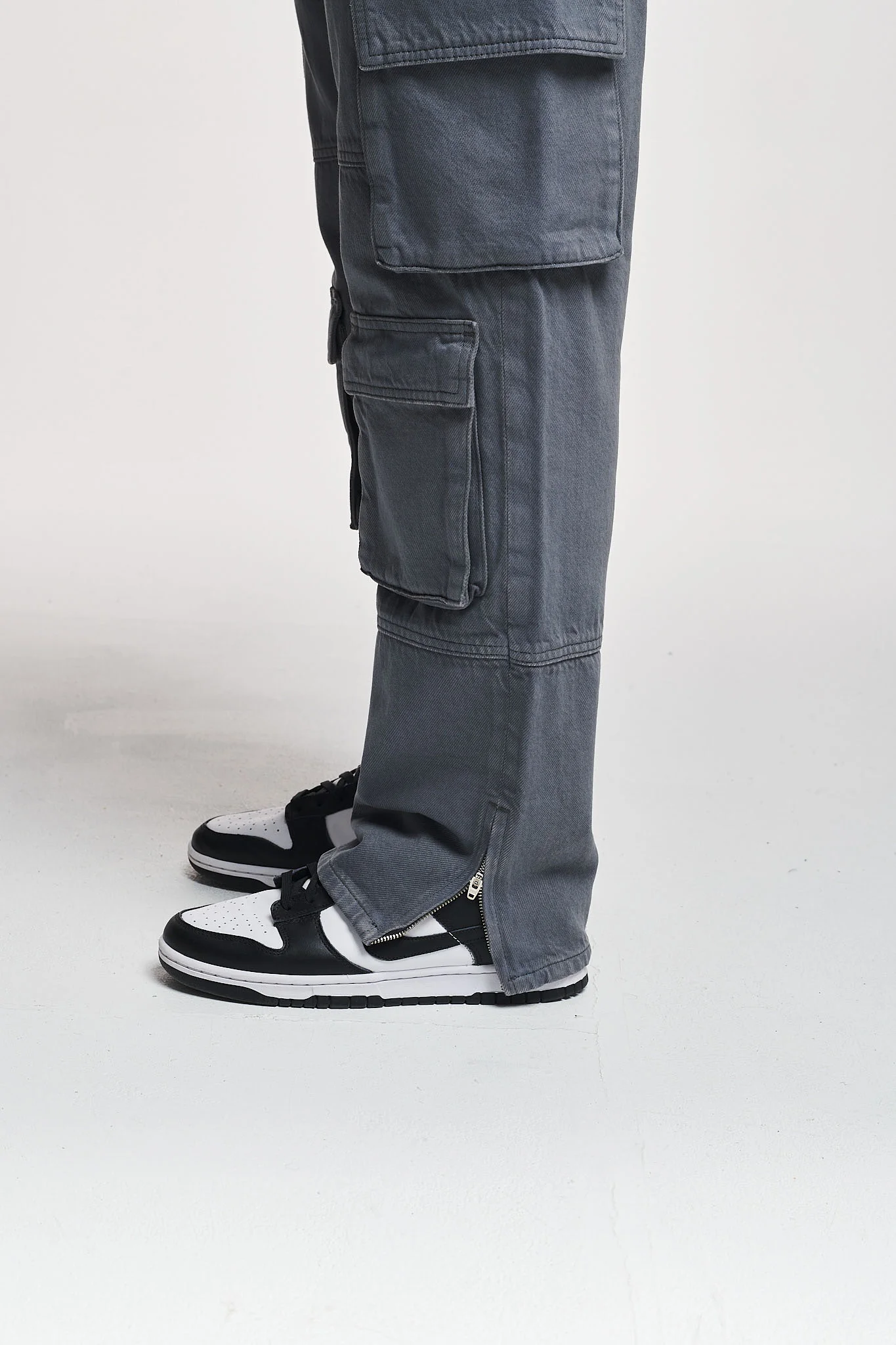 2Y Studios NEO ANKLE ZIP PANTS - Vaqueros holgados