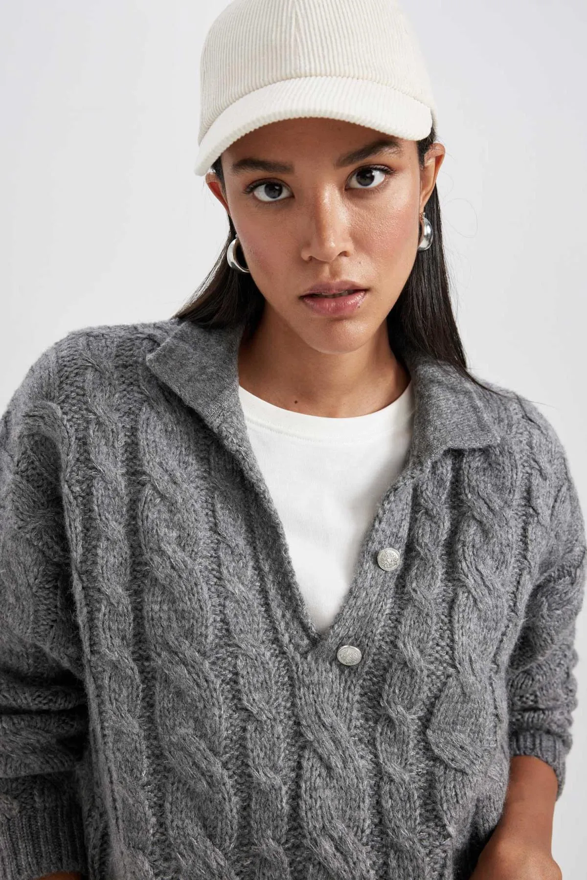 DeFacto  Pullover mit Rollkragen und lockerem Schnitt B3020ax23wn