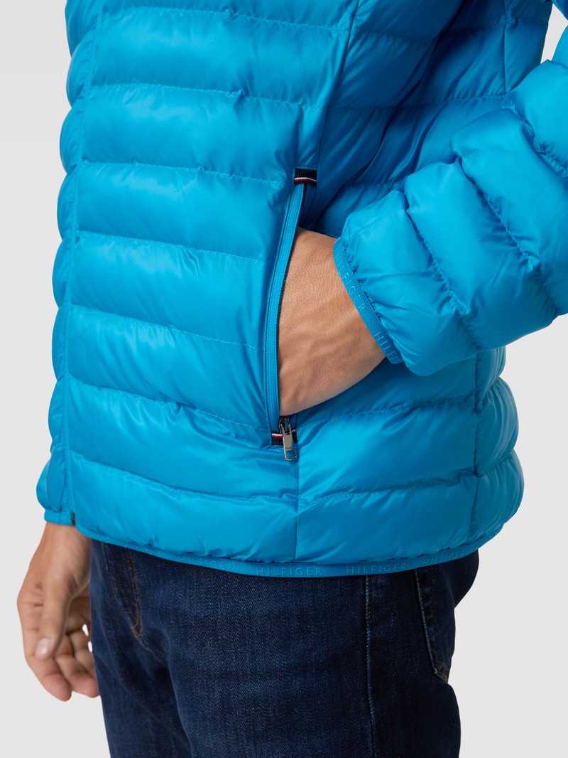 Steppjacke mit Stehkragen in aqua blau