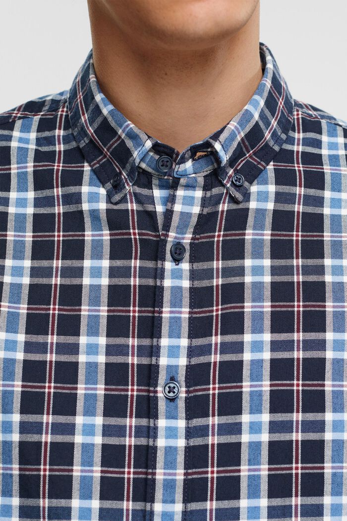 Button-Down-Hemd mit Karos