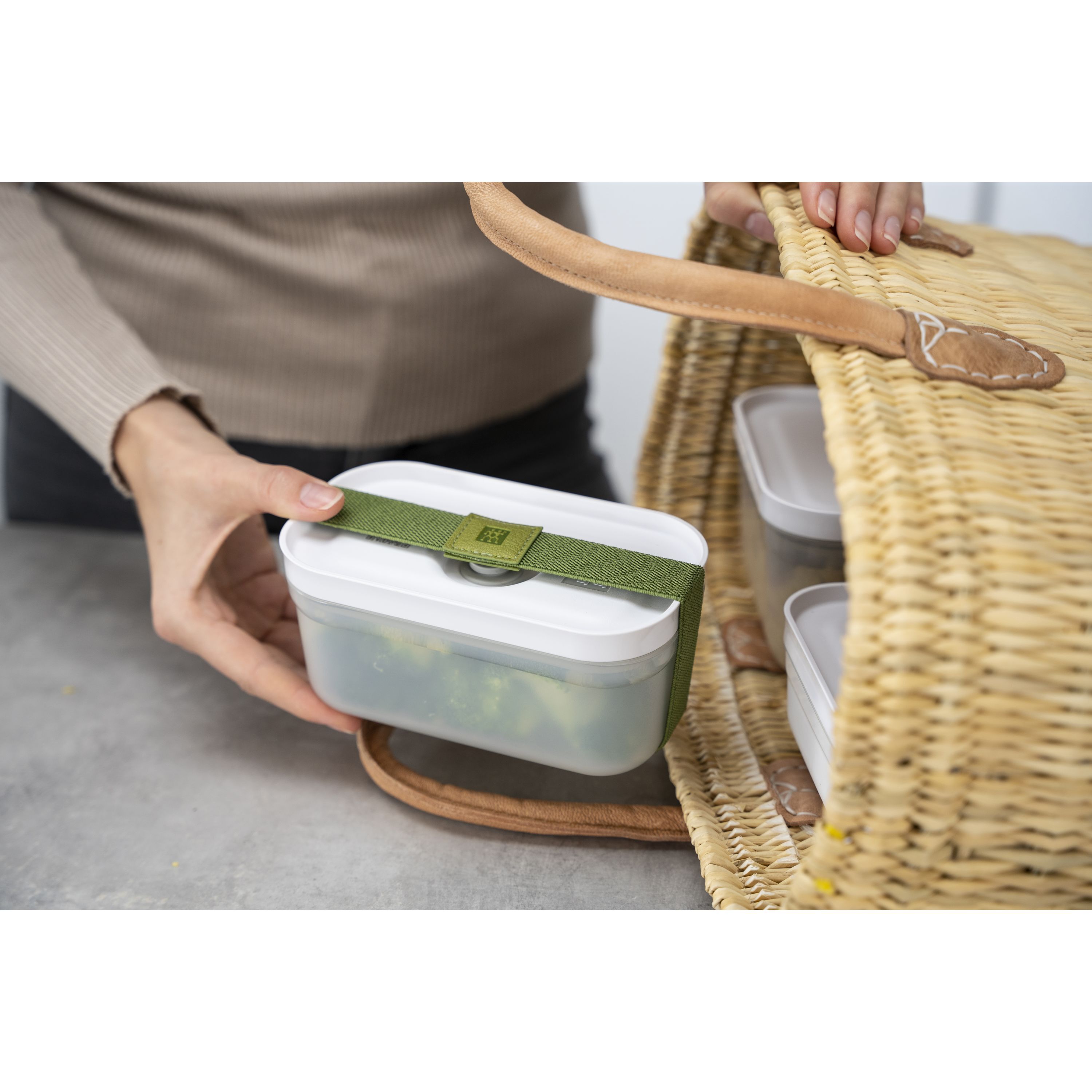 Vakuum Lunchbox S, Kunststoff, Semitransparent-Grau