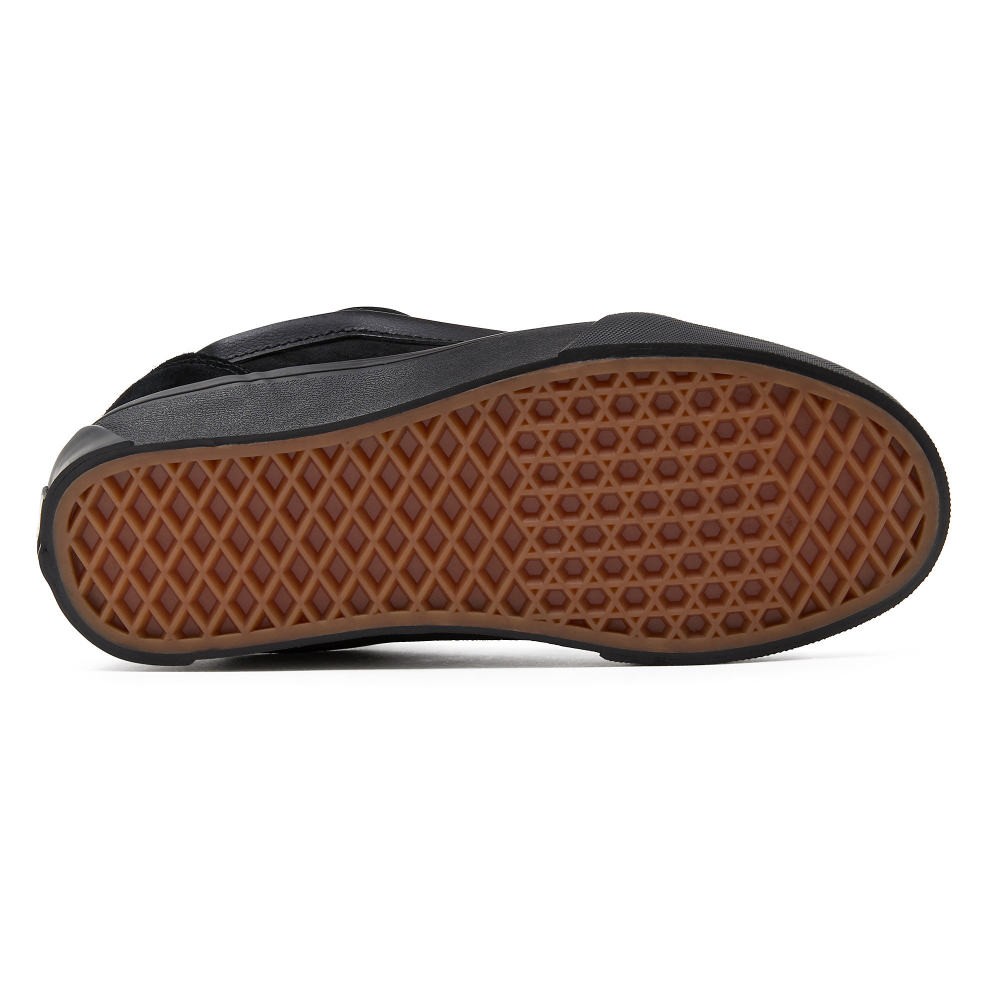 Vans Knu Skool Classics VN0009QCBKA / schwarz
