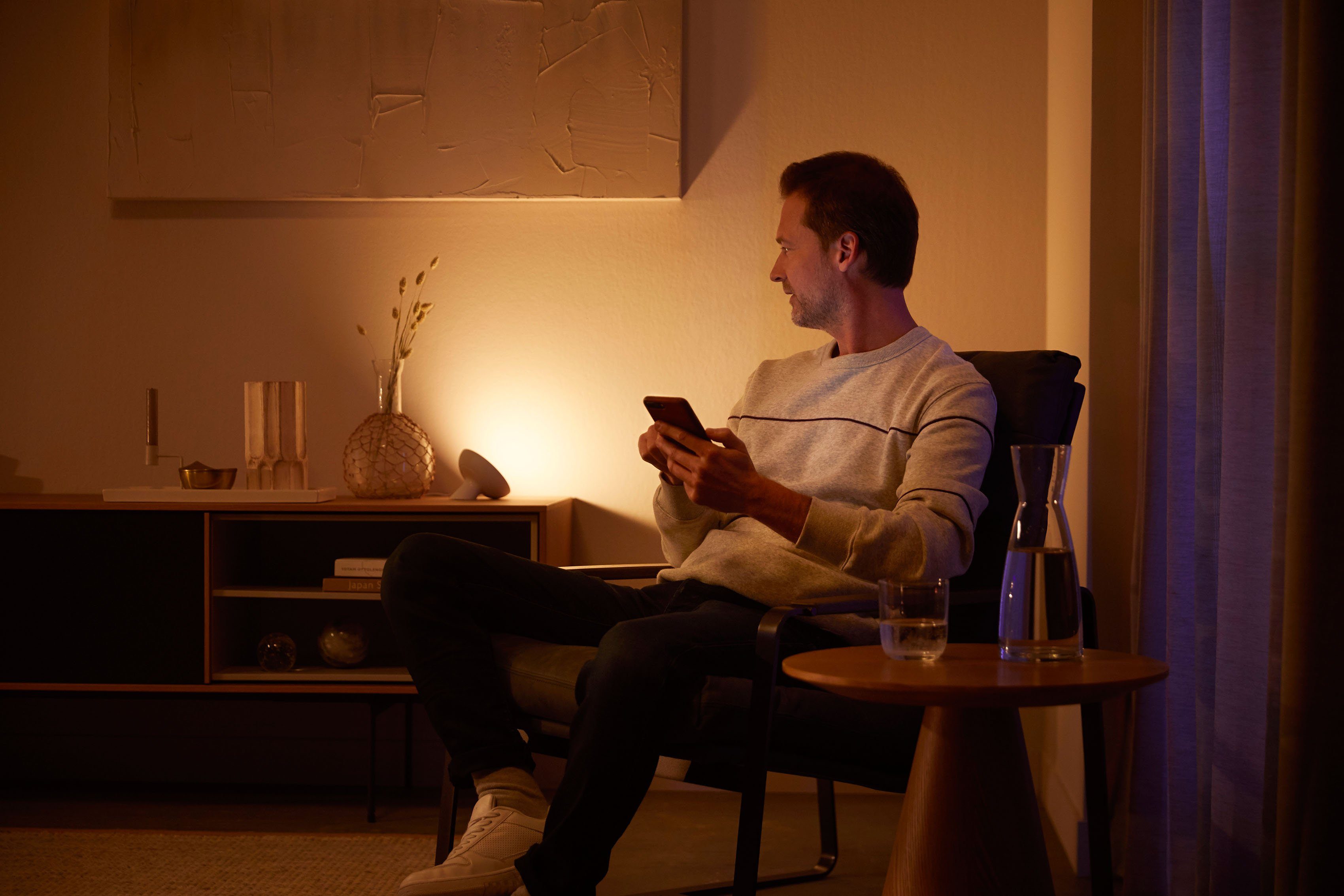 Philips Hue LED Tischleuchte Bloom, Bluetooth, Dimmfunktion, Ein-/Ausschalter, Farbsteuerung, Smart Home, LED fest integriert, Farbwechsler, Kaltweiß, Neutralweiß, Warmweiß, LED Tischleuchte, weiß, 500 Lumen