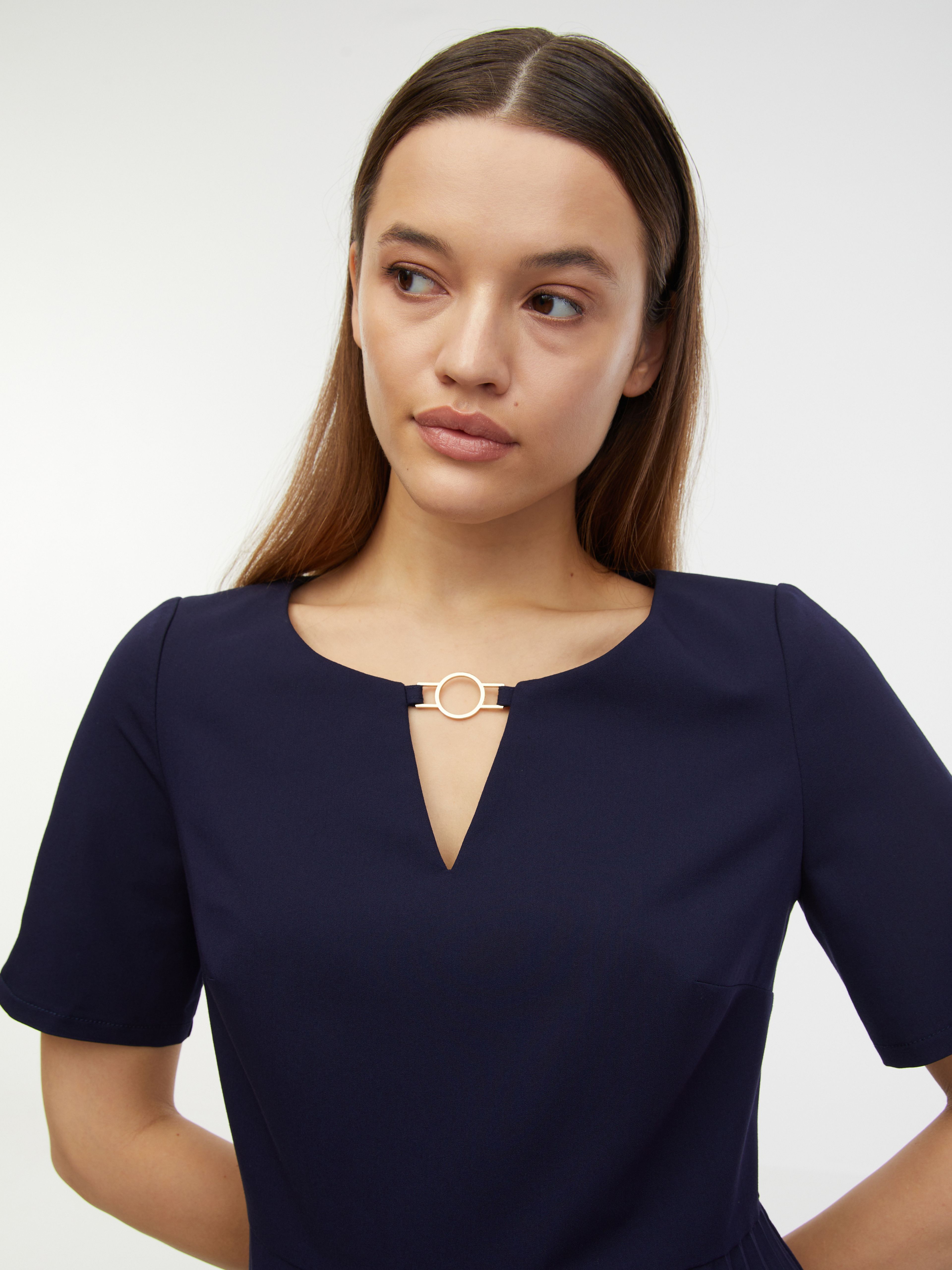 Dunkelblaues Damenkleid ORSAY