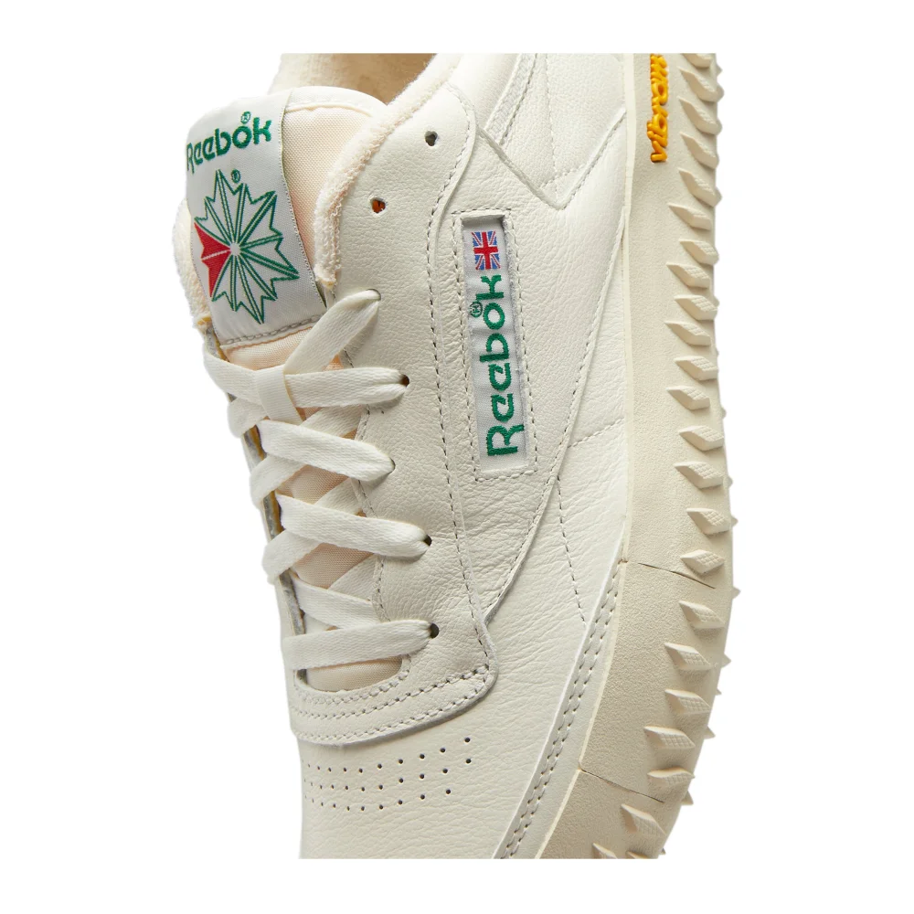 Reebok Club C Vibram GV6930 / weiss