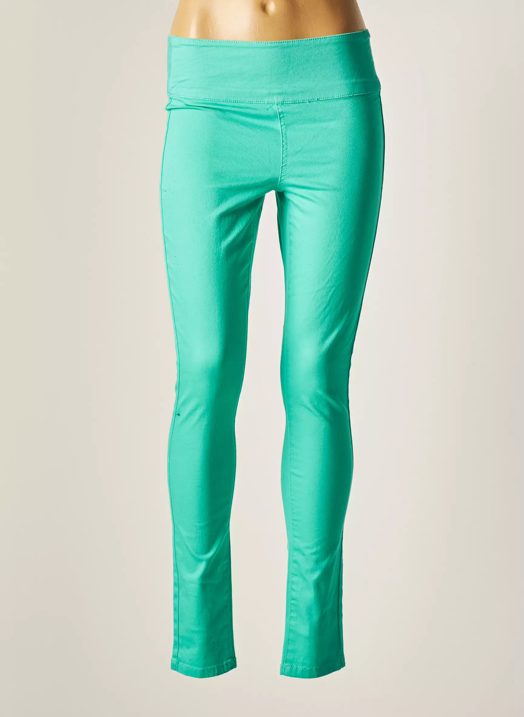 Pieces Pantalons Slim Femme couleur vert