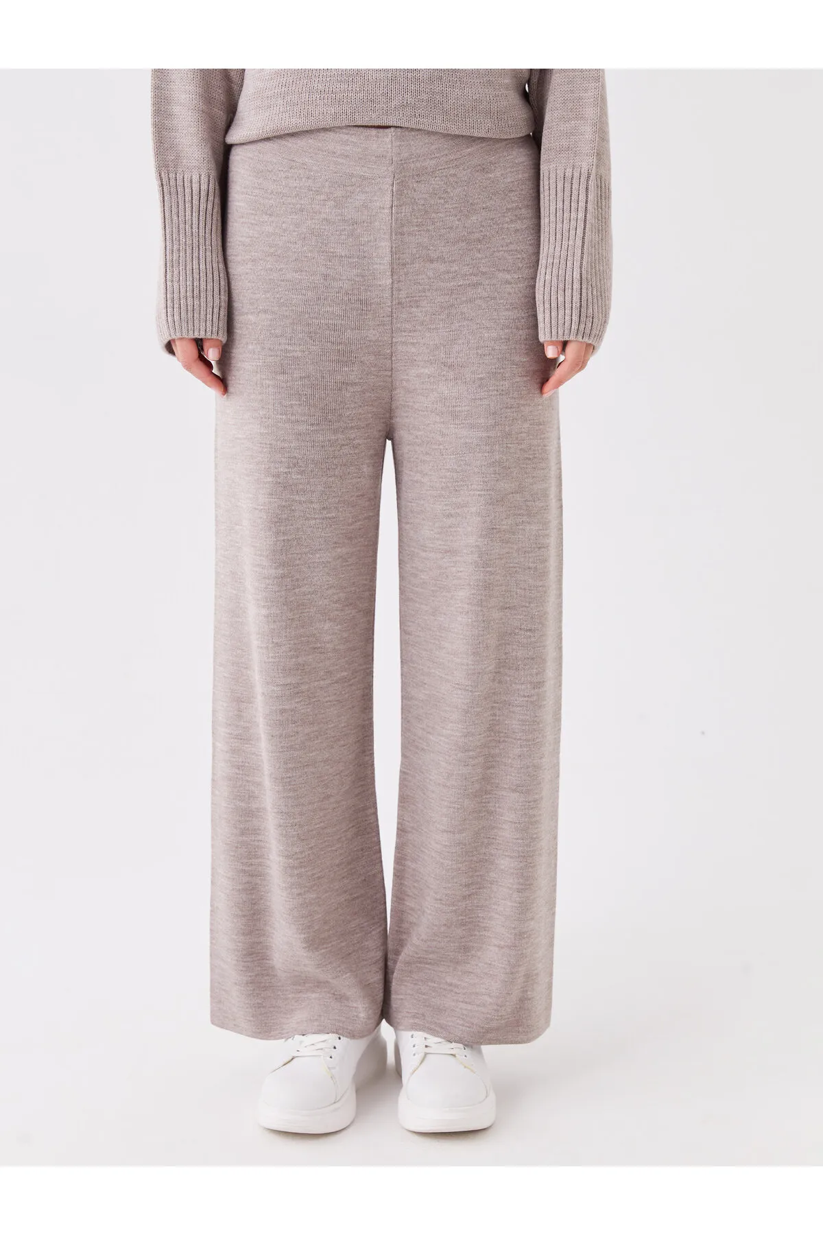 LC Waikiki  Gerade Damen-Strickhose mit weitem Bein und elastischem Bund