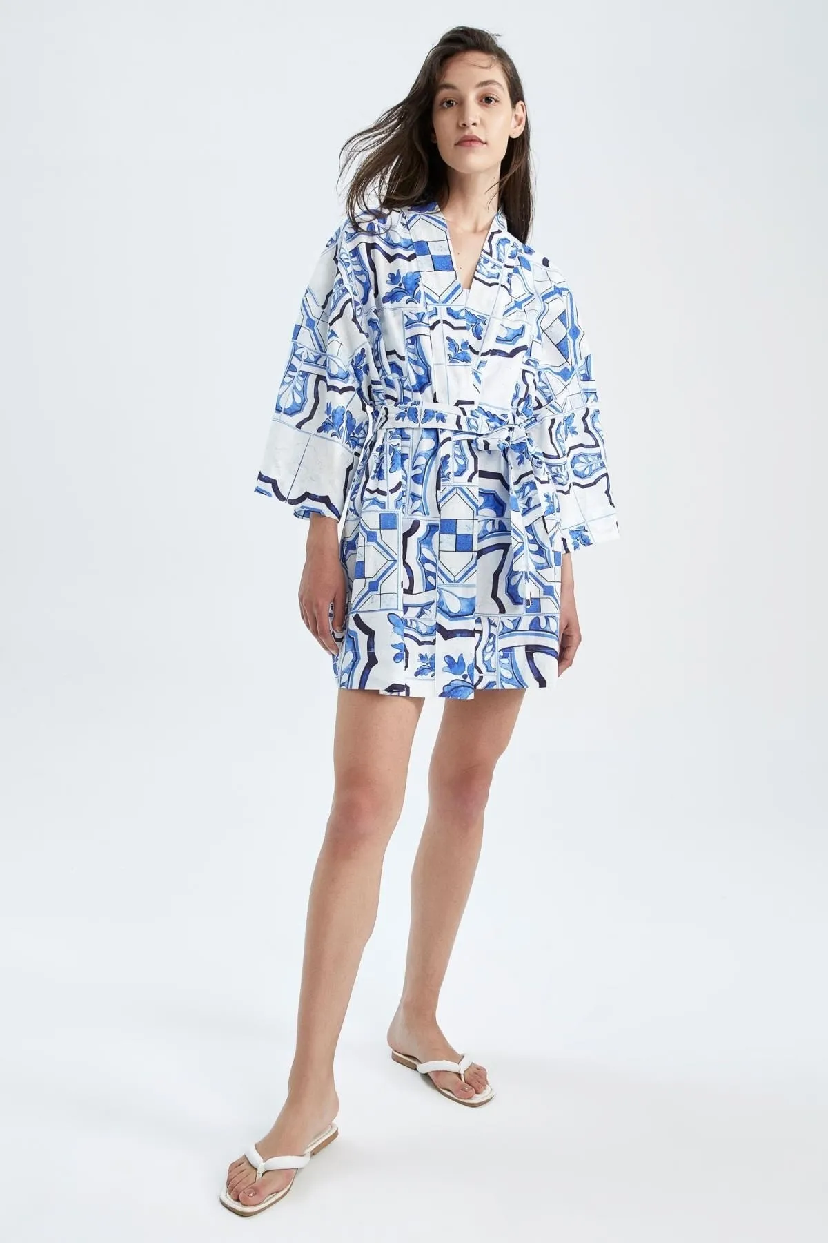 DeFacto  Nefes Istanbul X Gemusterter Kimono aus 100 % Baumwolle