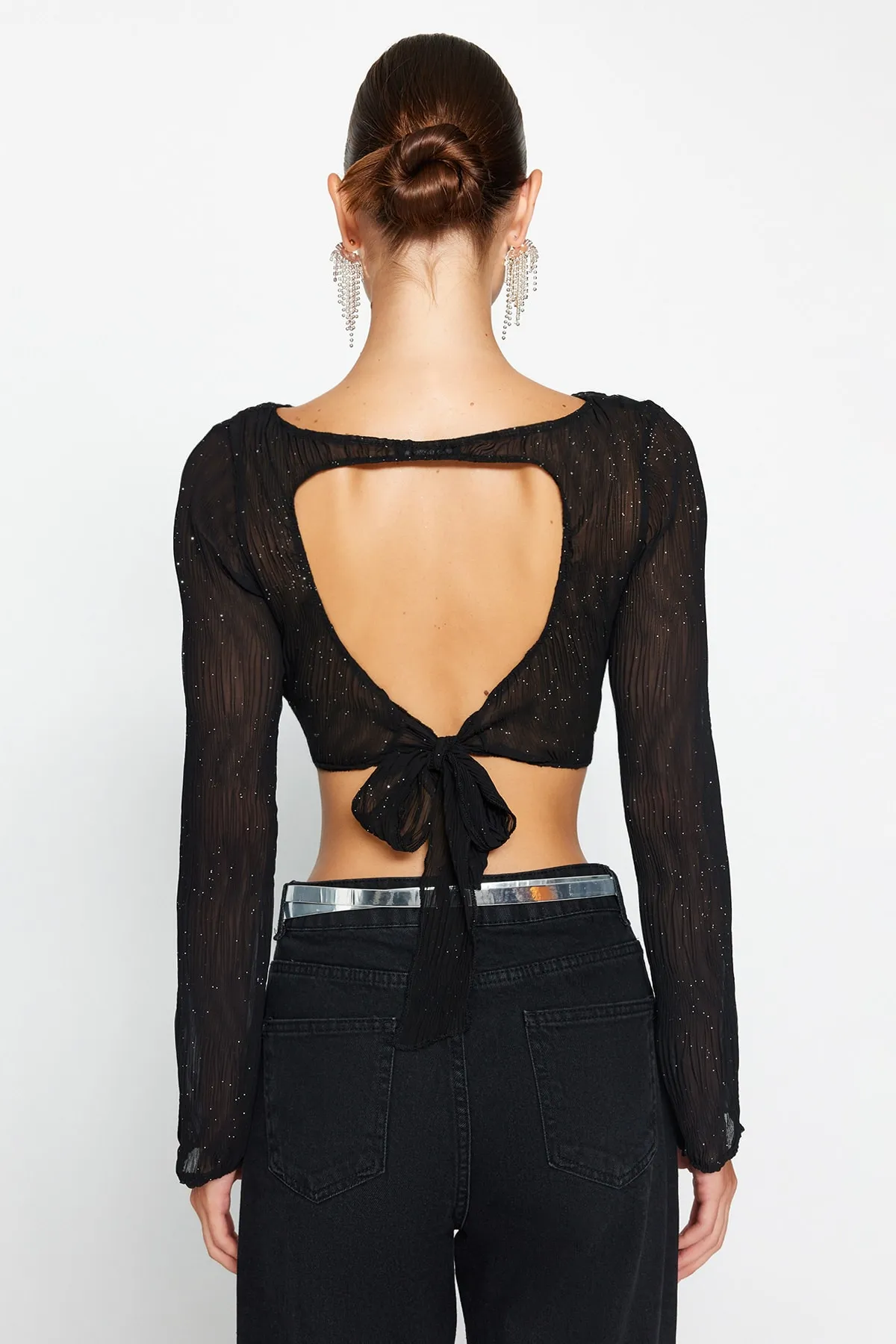 Trendyol Collection  Schwarze glänzende Bluse TPRAW24BZ00004