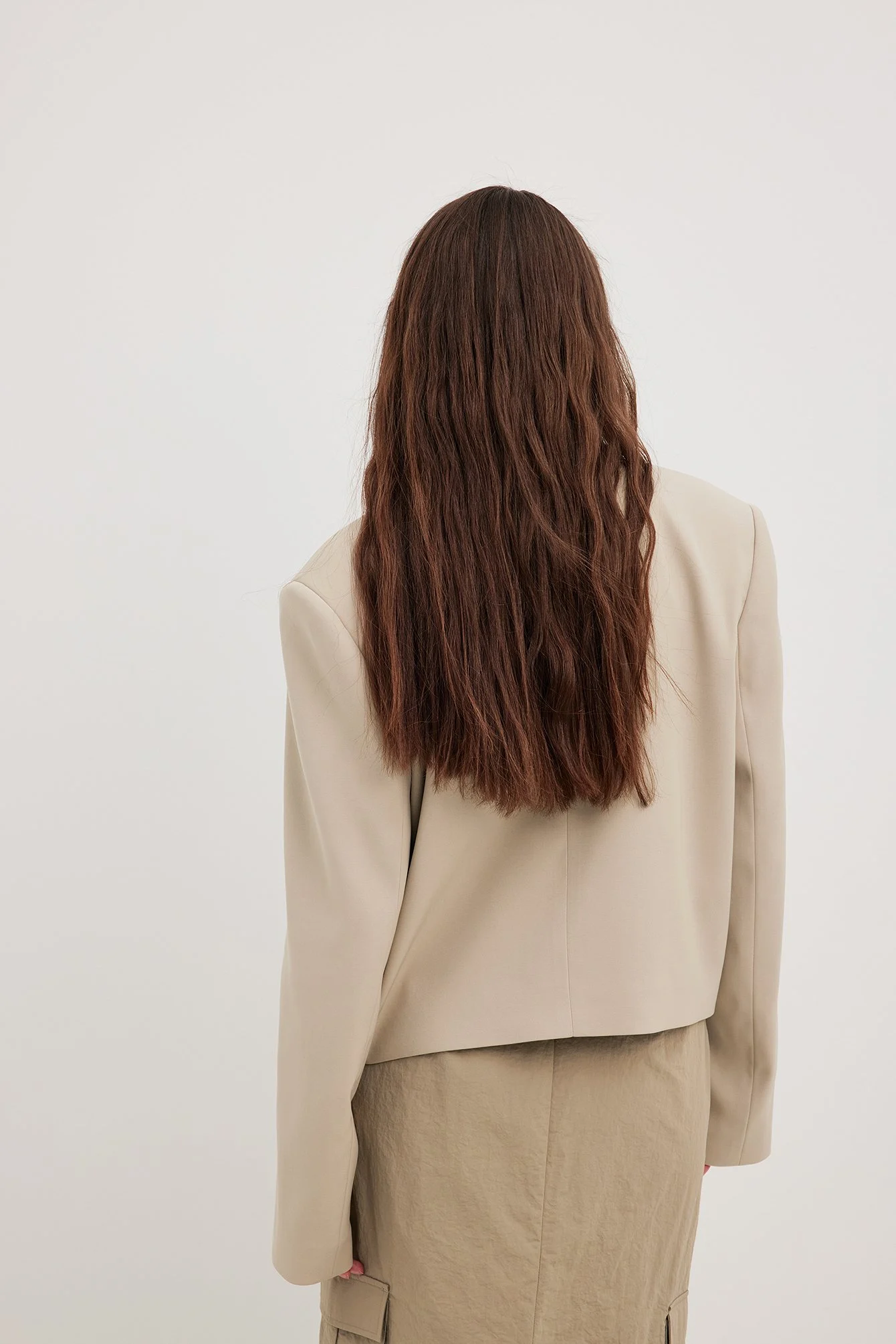 Kurzer kastenförmiger Blazer mit Schlitzdetails