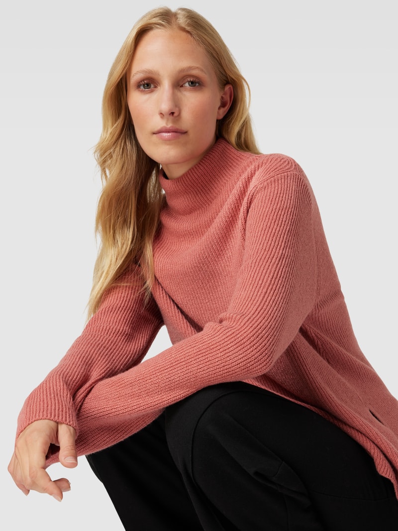 Strickpullover mit Turtleneck in altrosa