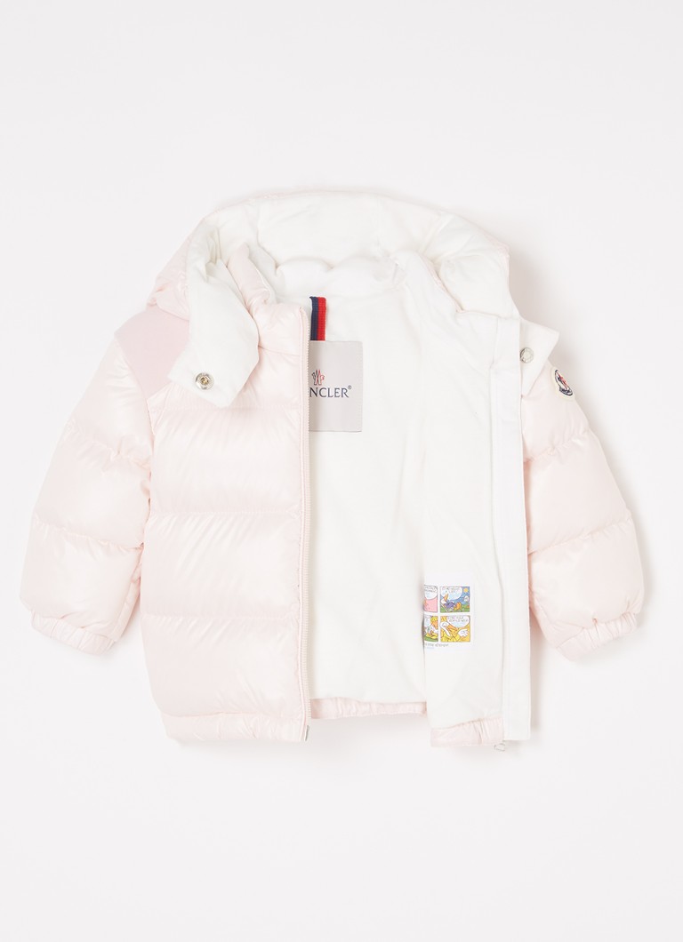 Moncler Valya dūnu jaka ar dūnu pildījumu un noņemamu kapuci