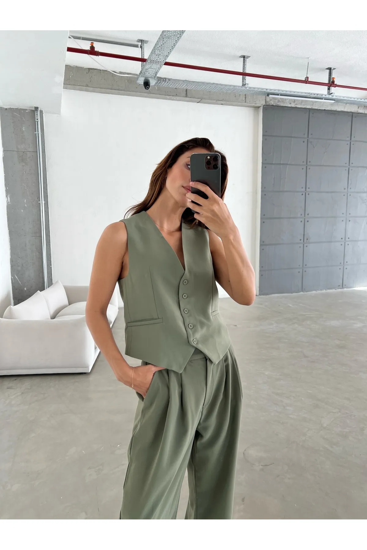 Laluvia  Khakifarbenes Premium-Westen-Palazzo-Hosen-Set