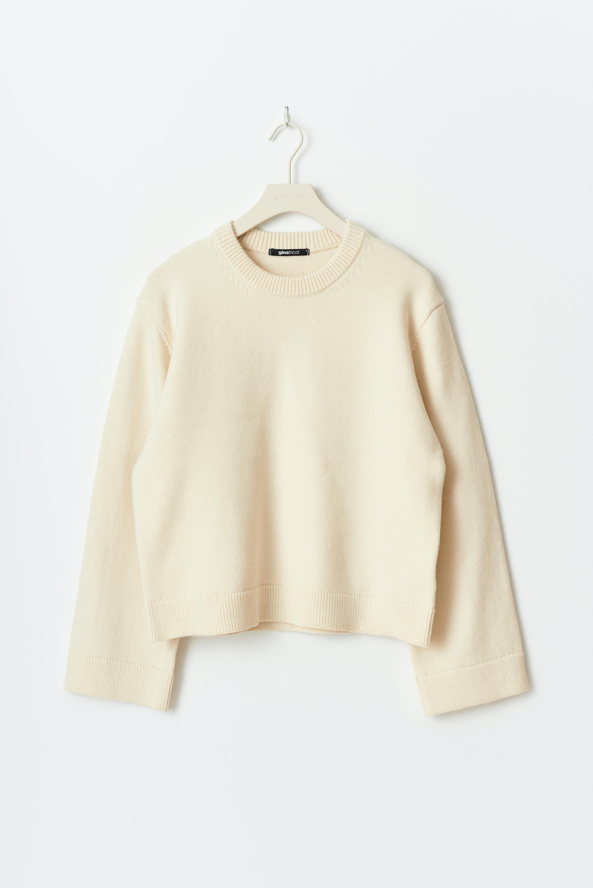 Knitted crew neck sweater