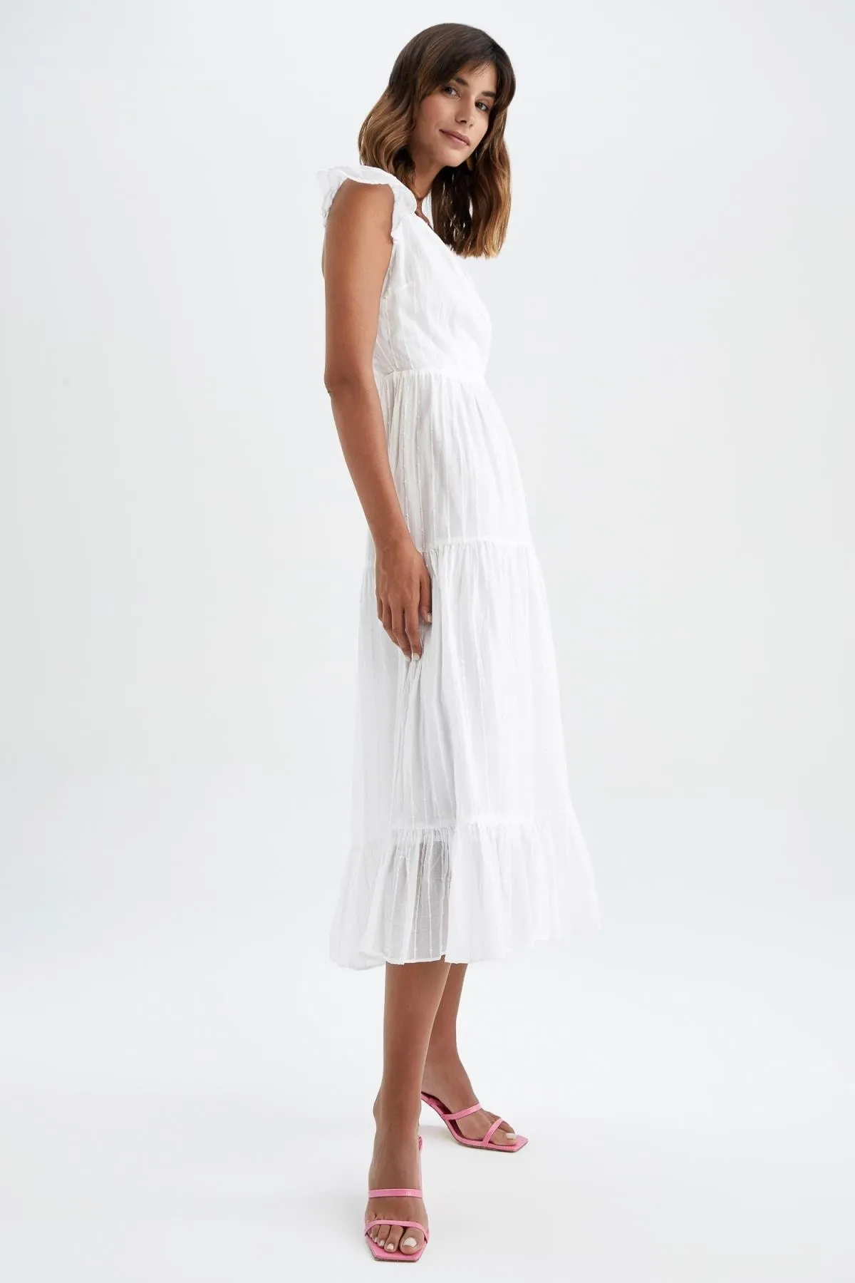 DeFacto  Voile-Maxi-Trägerkleid mit V-Ausschnitt und kurzen Ärmeln
