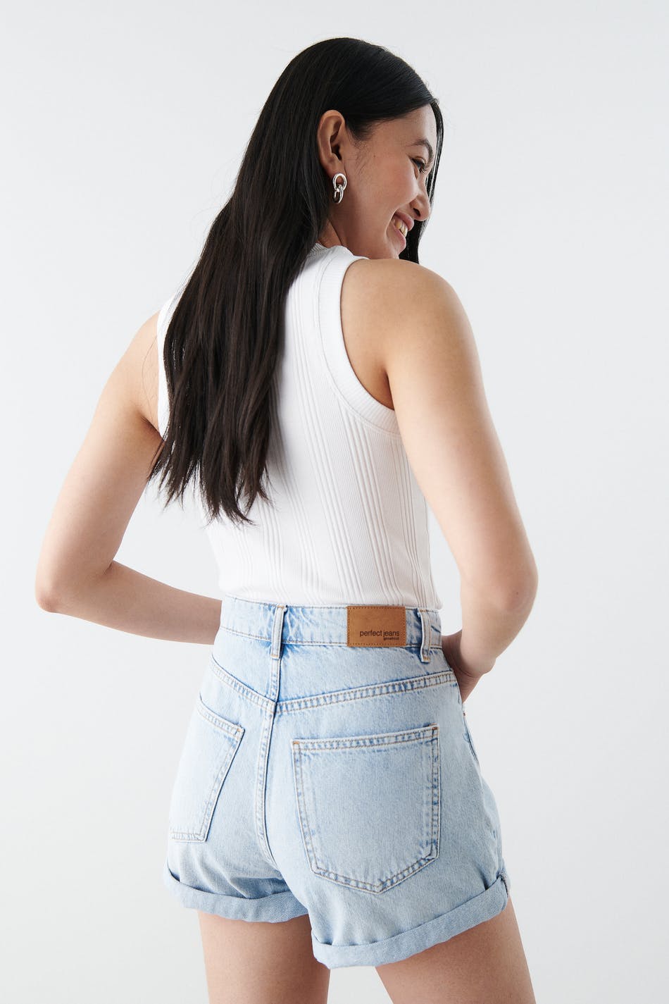 Dagny mom shorts