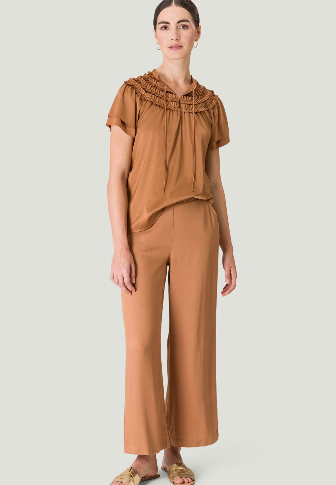 Bluse mit Rüschen