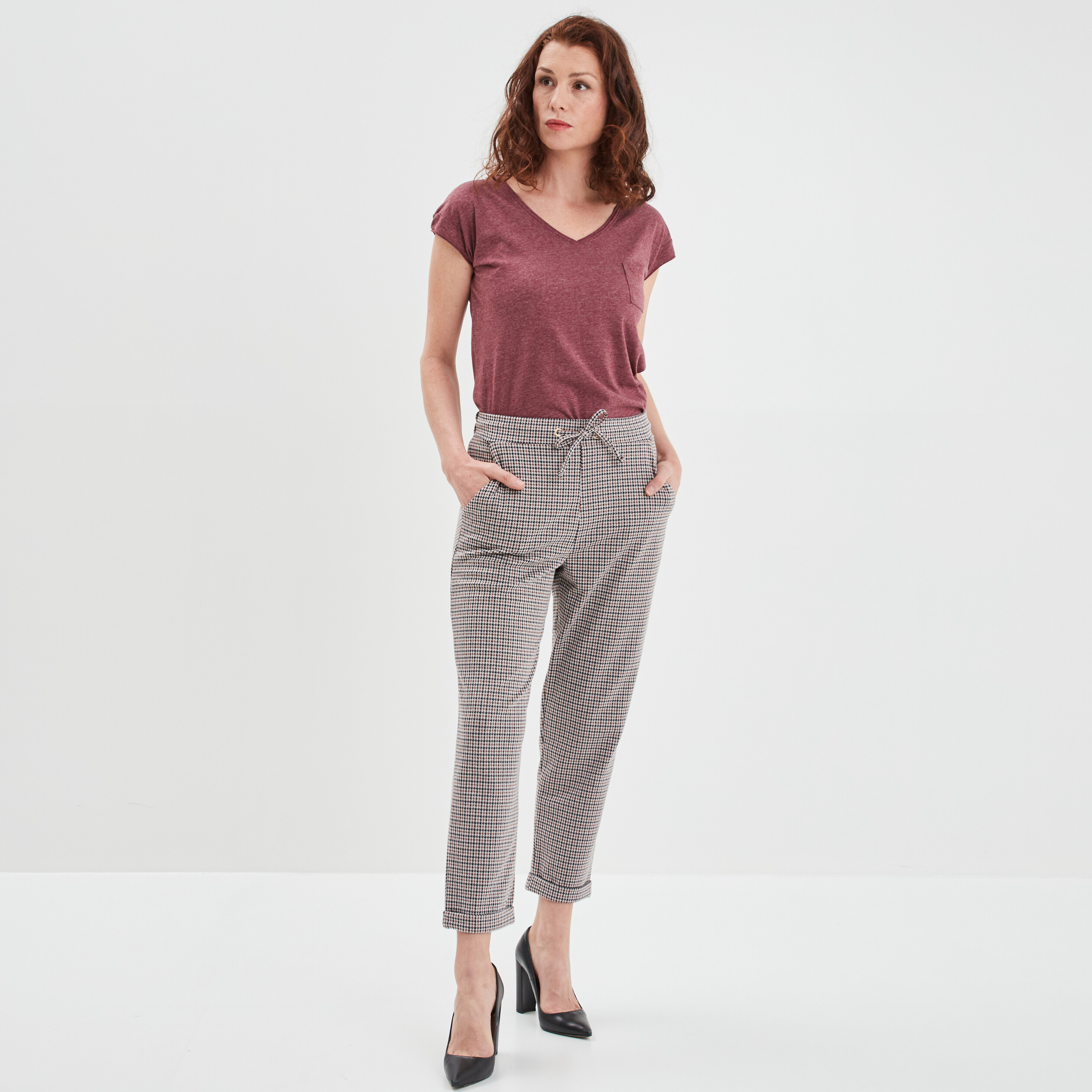 T-shirt col v poche poitrine Creeks bordeaux femme | La Halle