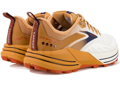 Brooks Cascadia 16 M