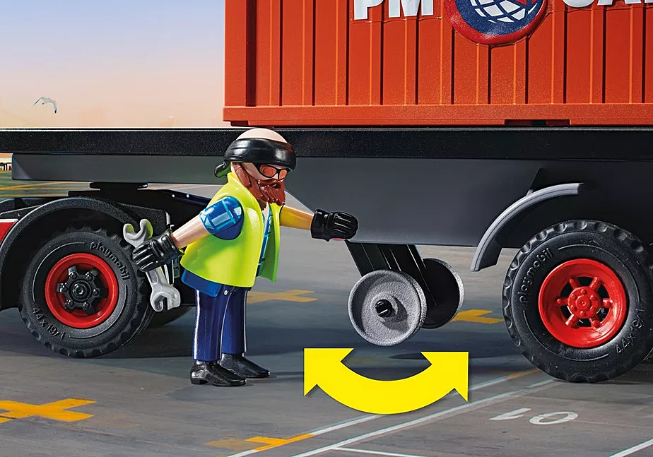 LKW mit Anh&auml;nger