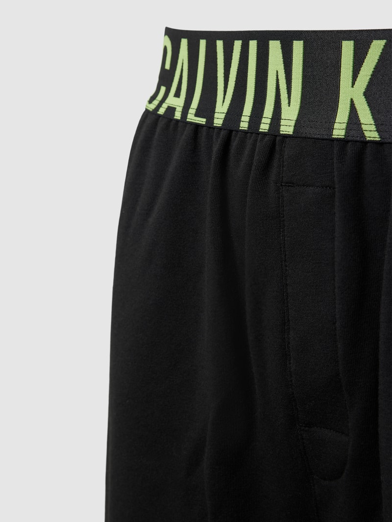 Pyjama-Shorts mit elastischem Logo-Bund in schwarz