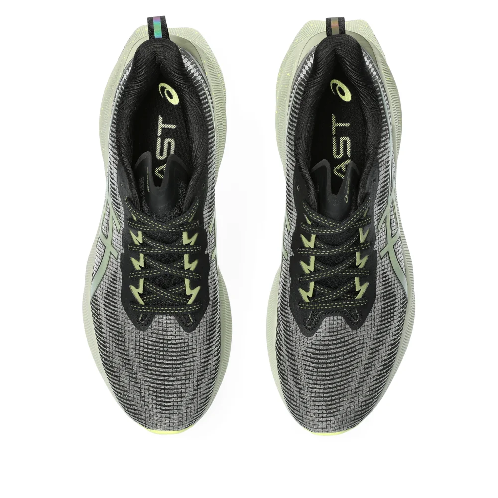 Asics Novablast 3 LE 1011B591-003 / grün