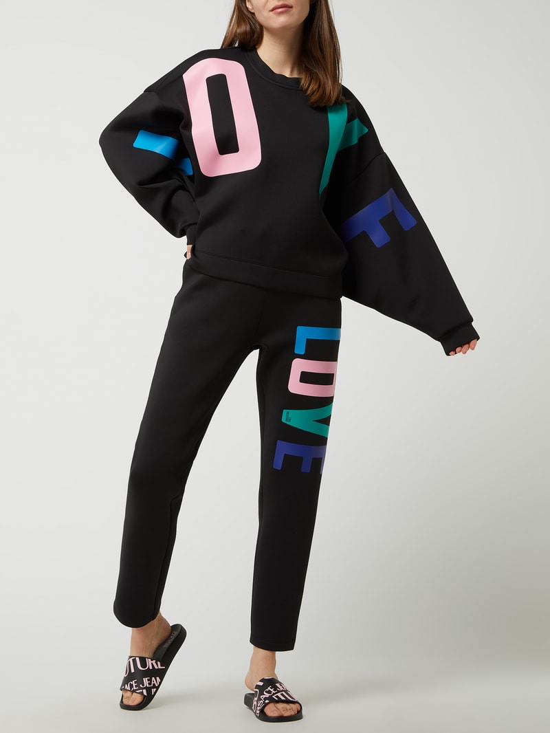 Sweatshirt mit Logo-Print in schwarz
