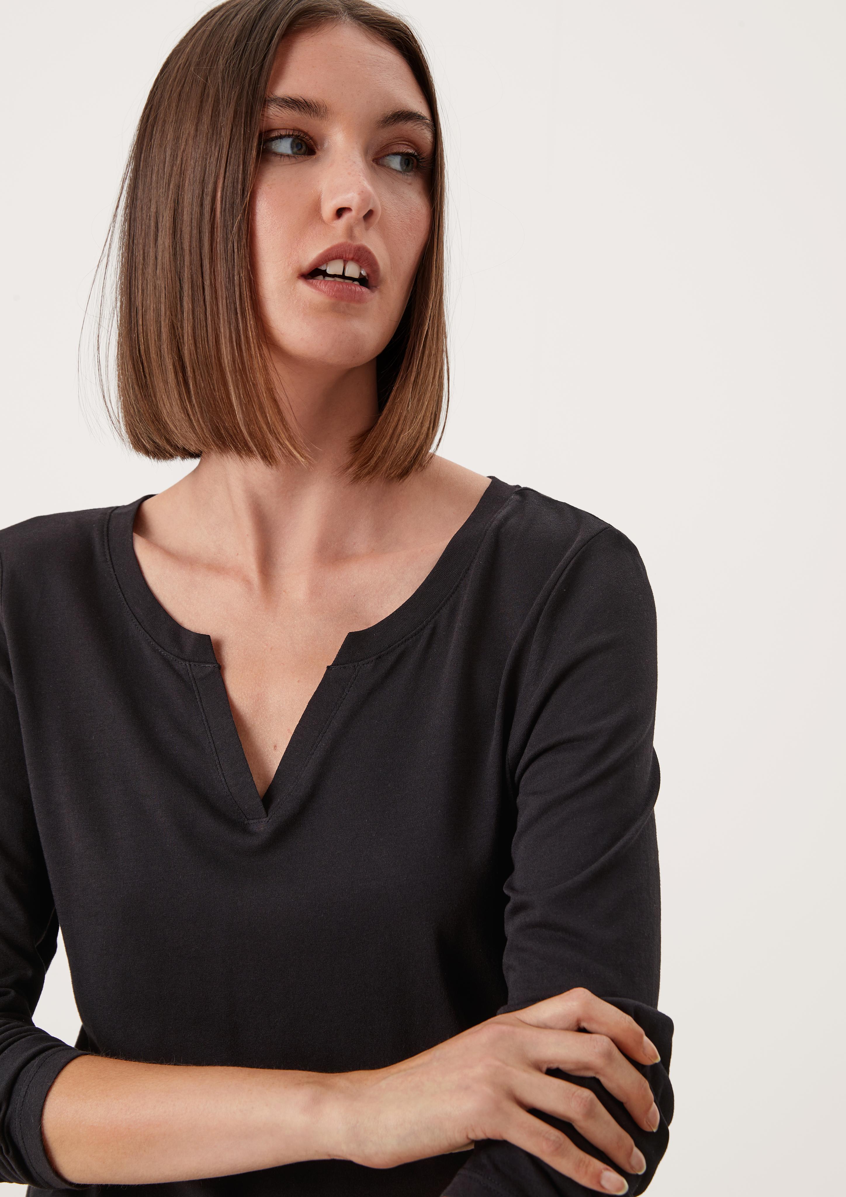Langarmshirt im cleanen Look  45.899.31.X014-9999