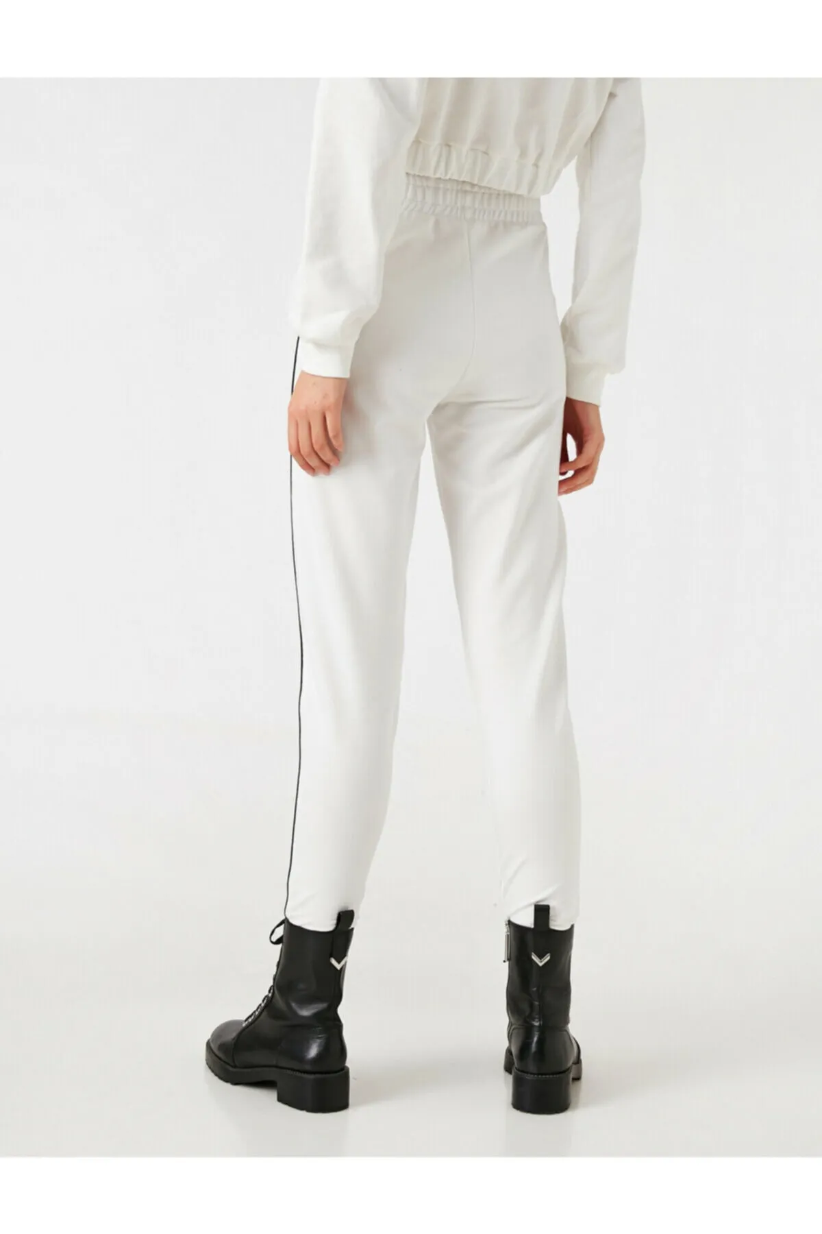 Koton  Damen-Jogginghose in Ecru 1KAL48015UK