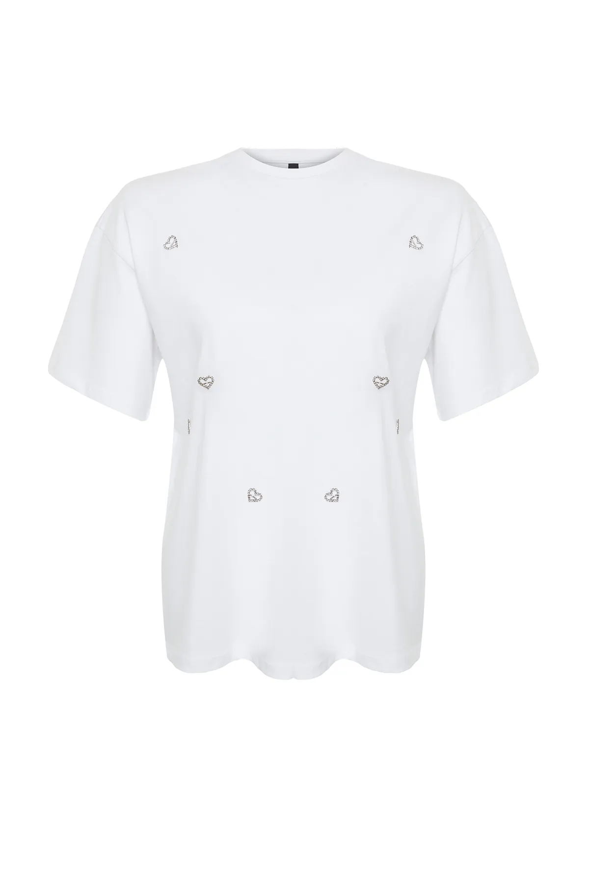Trendyol Curve  Weißes Oversize-Strick-T-Shirt mit Herz-Accessoire und detailliertem Detail TBBSS24BF00008
