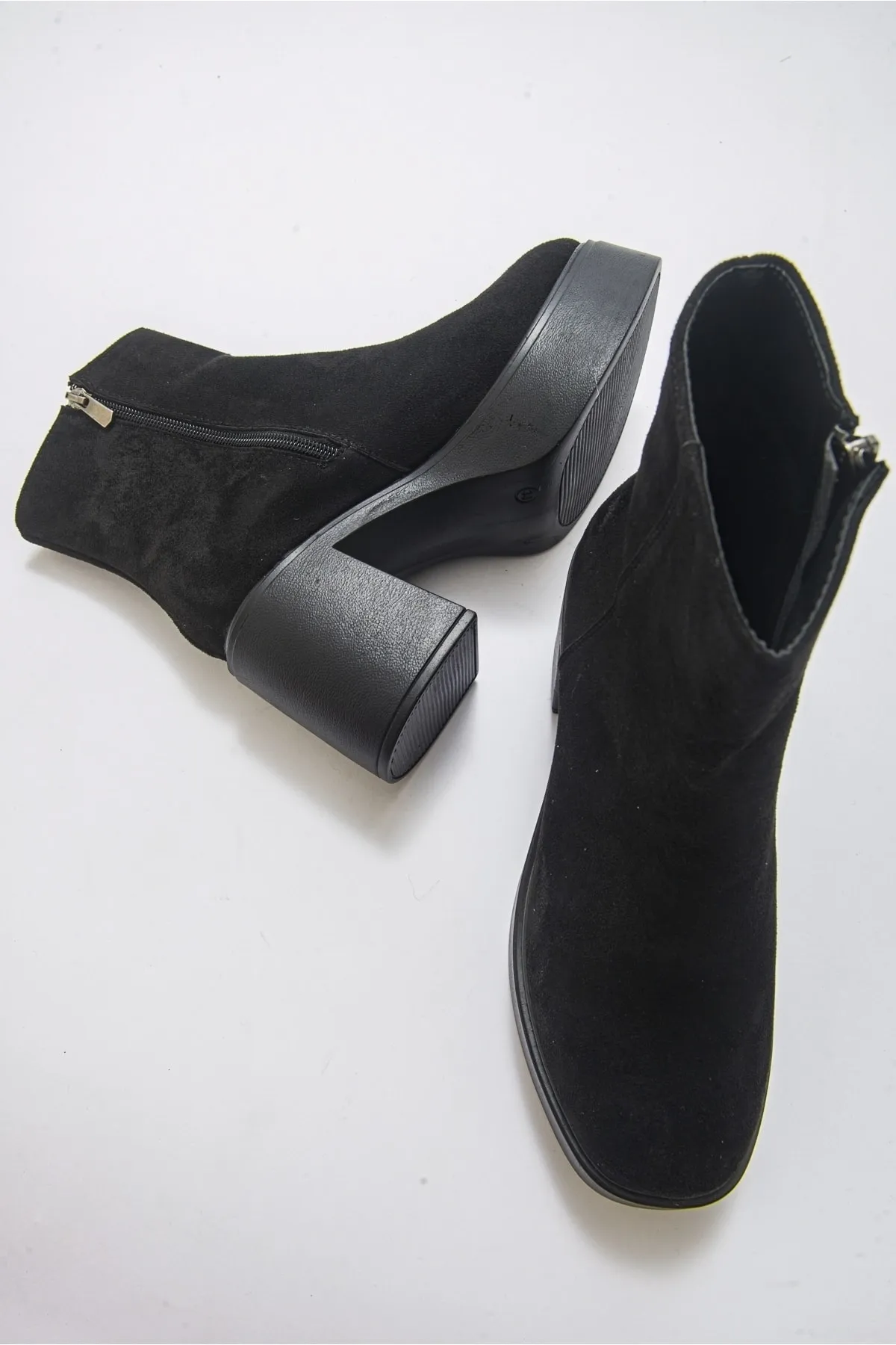 LuviShoes  West Schwarze Wildleder-Damenstiefel